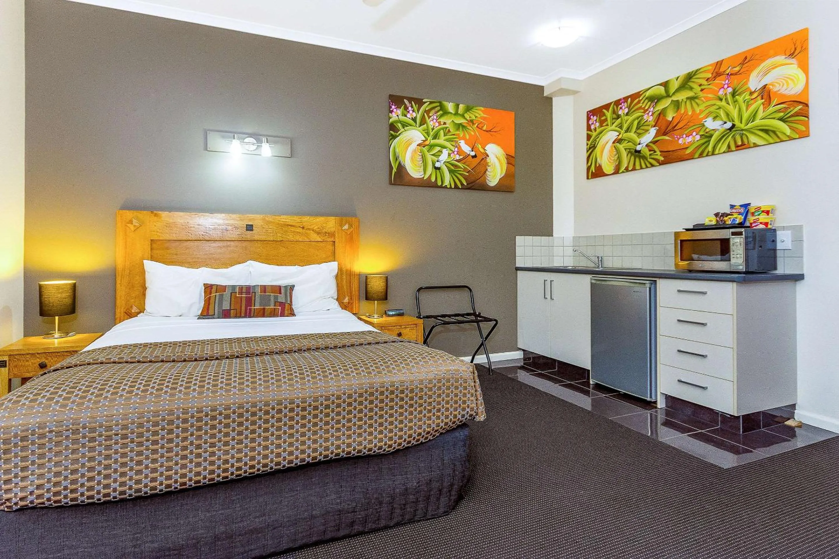 Executive Room with Kitchenette in Quality Hotel Darwin Airport