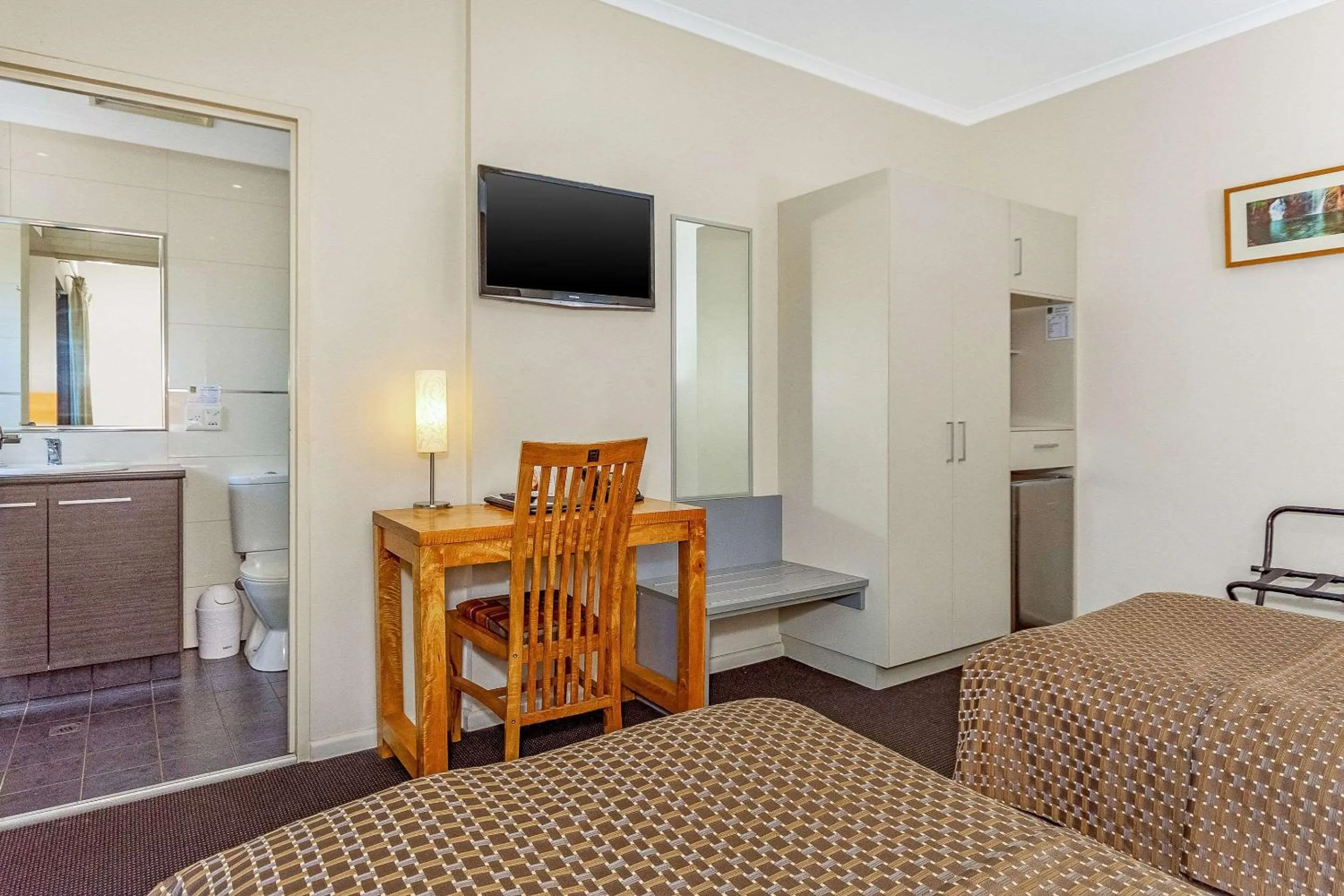 Twin Room in Quality Hotel Darwin Airport