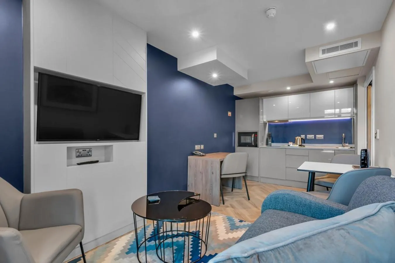 Liberty One Bedroom in Roomzzz Leeds City