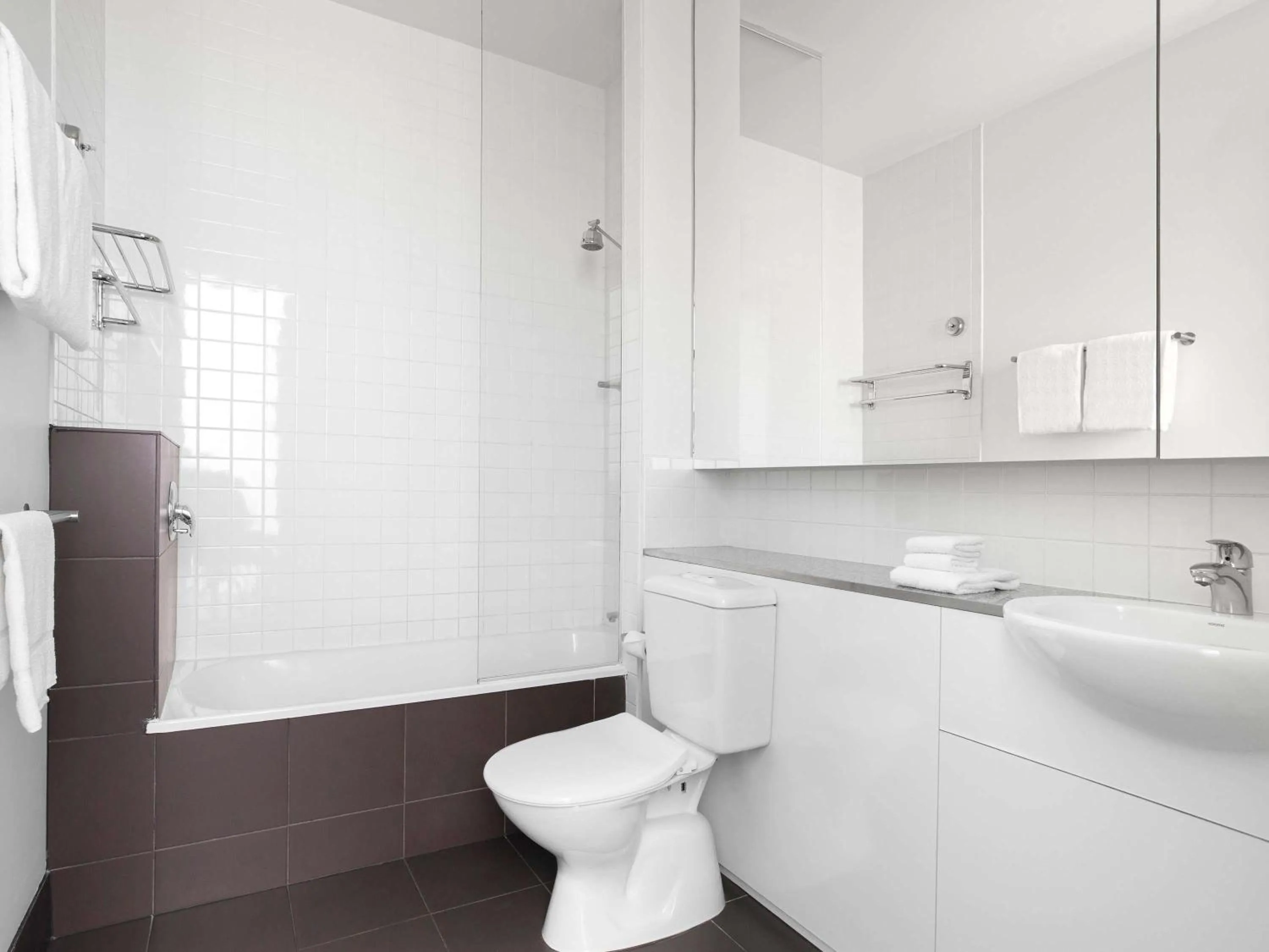 One-Bedroom Apartment in Mantra 100 Exhibition