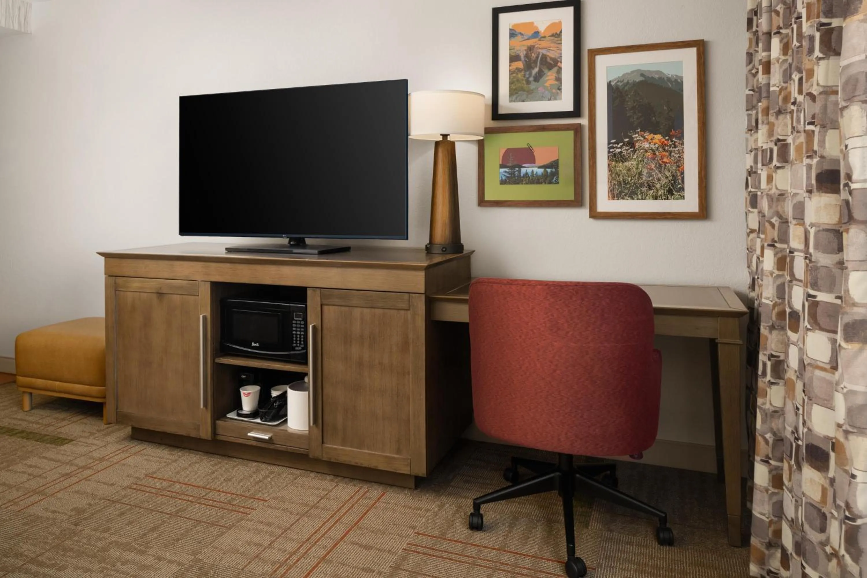 King Room - Non-Smoking in Hampton Inn & Suites Whitefish