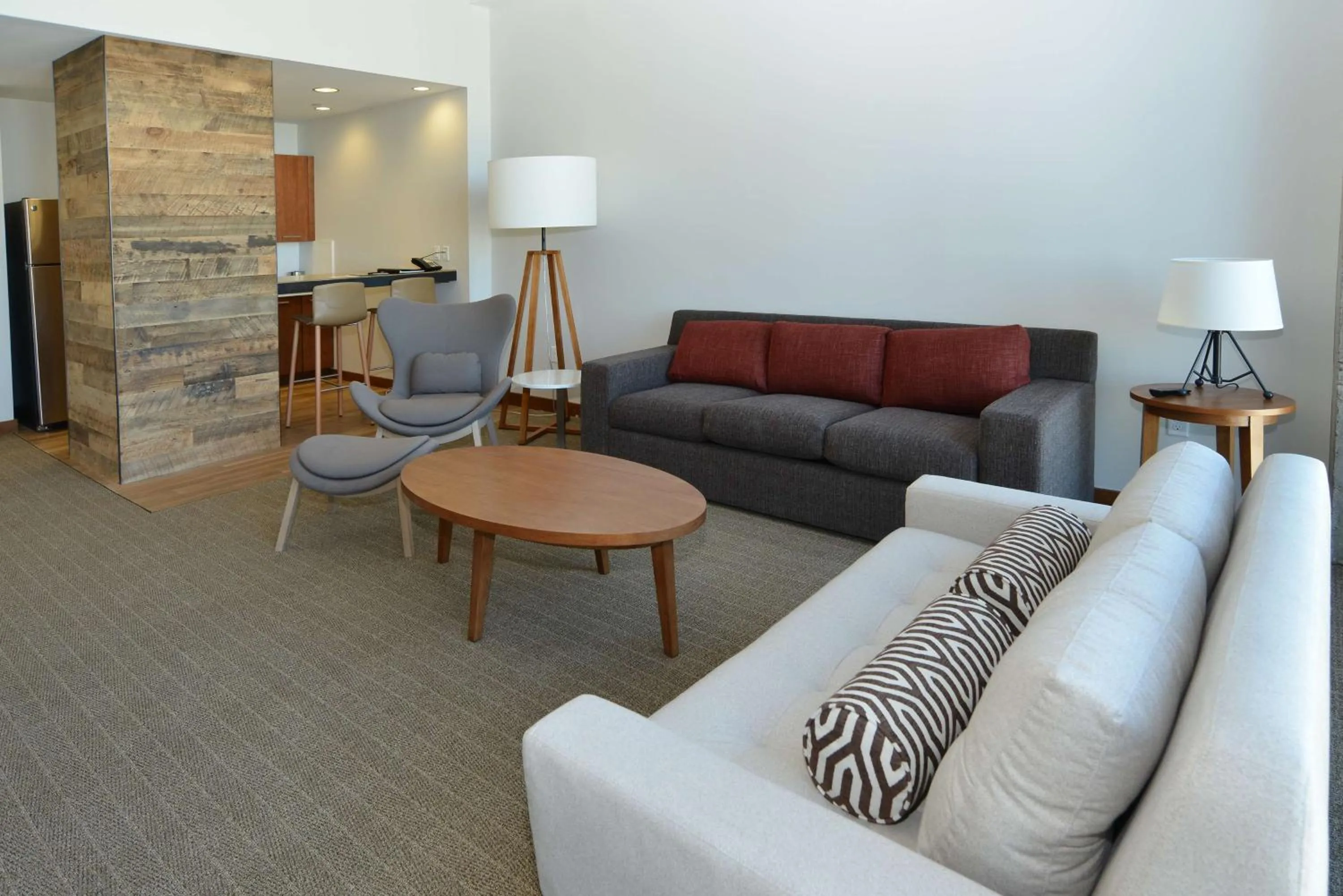 Junior King Suite with Seating Area in The Lismore Hotel Eau Claire - a DoubleTree by Hilton