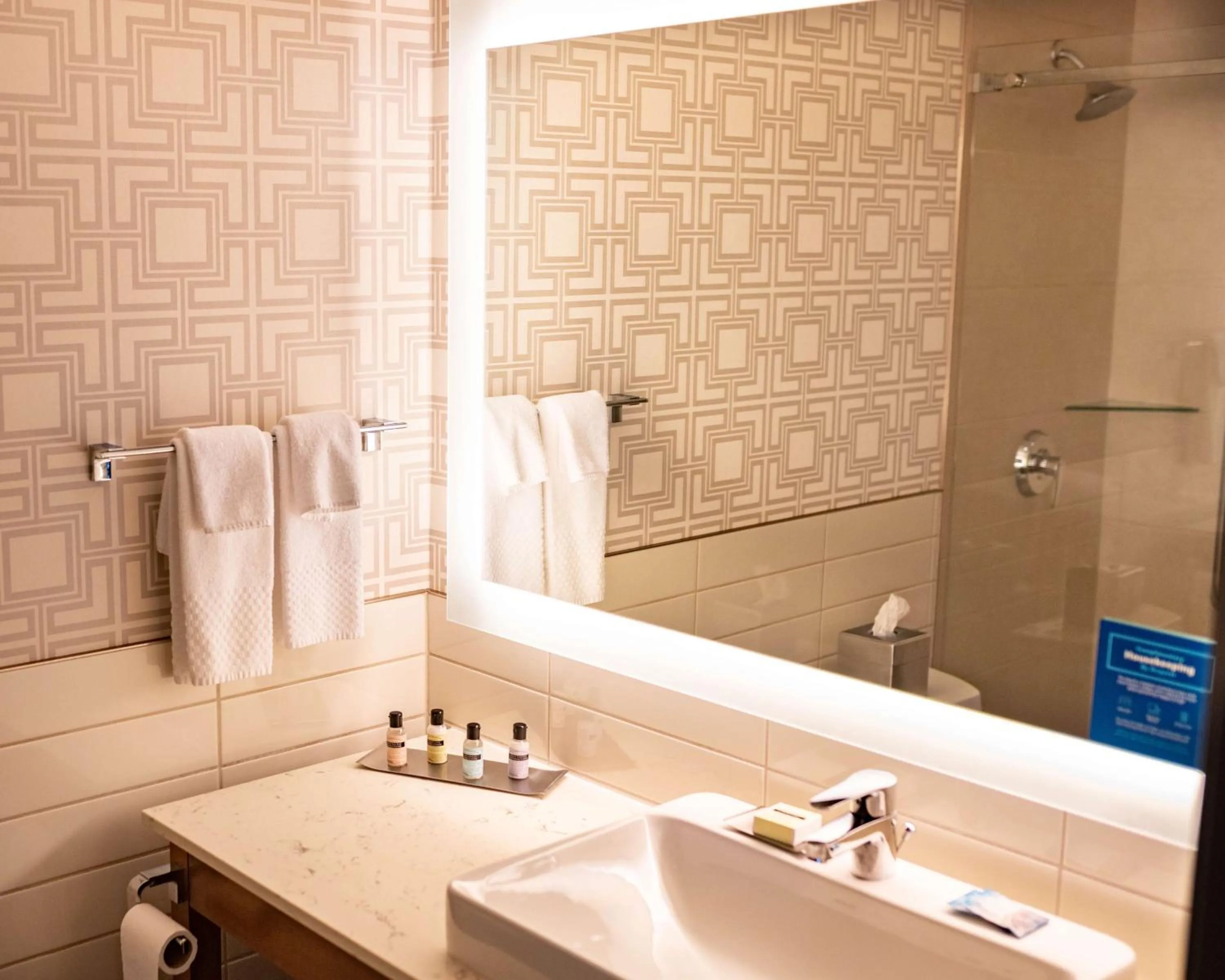 Queen Room with Two Queen Beds in The Lismore Hotel Eau Claire - a DoubleTree by Hilton