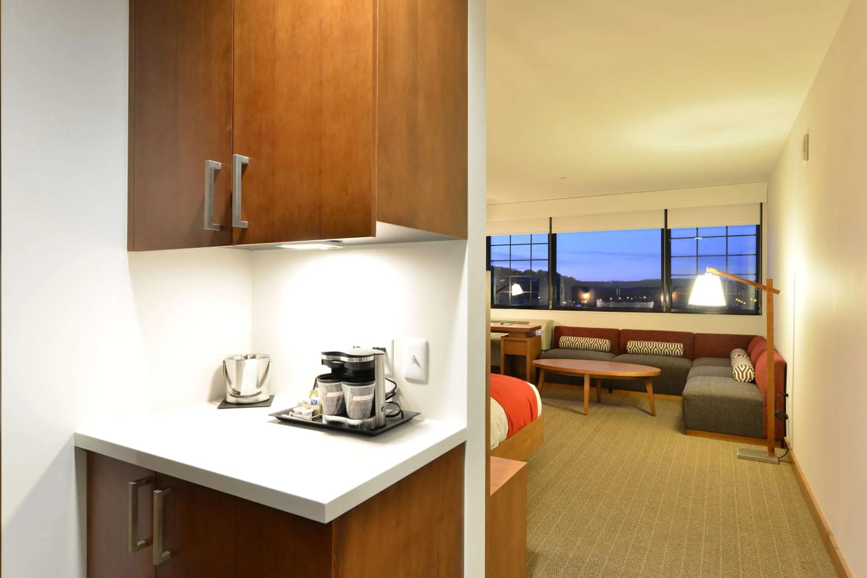 Queen Room - Mobility/Hearing Access in The Lismore Hotel Eau Claire - a DoubleTree by Hilton