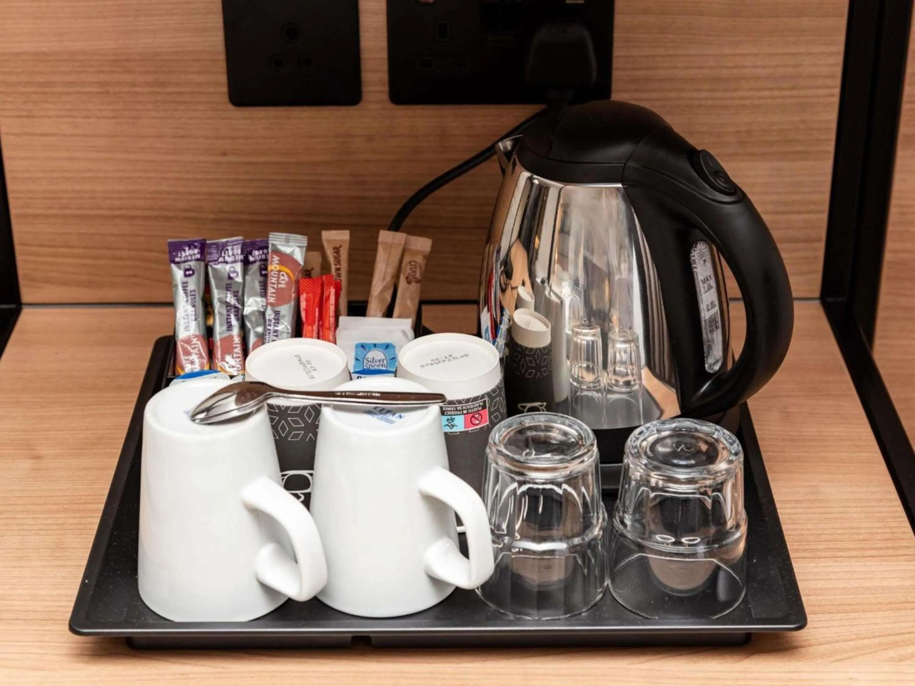 Standard Twin Room in ibis Coleraine Riverside