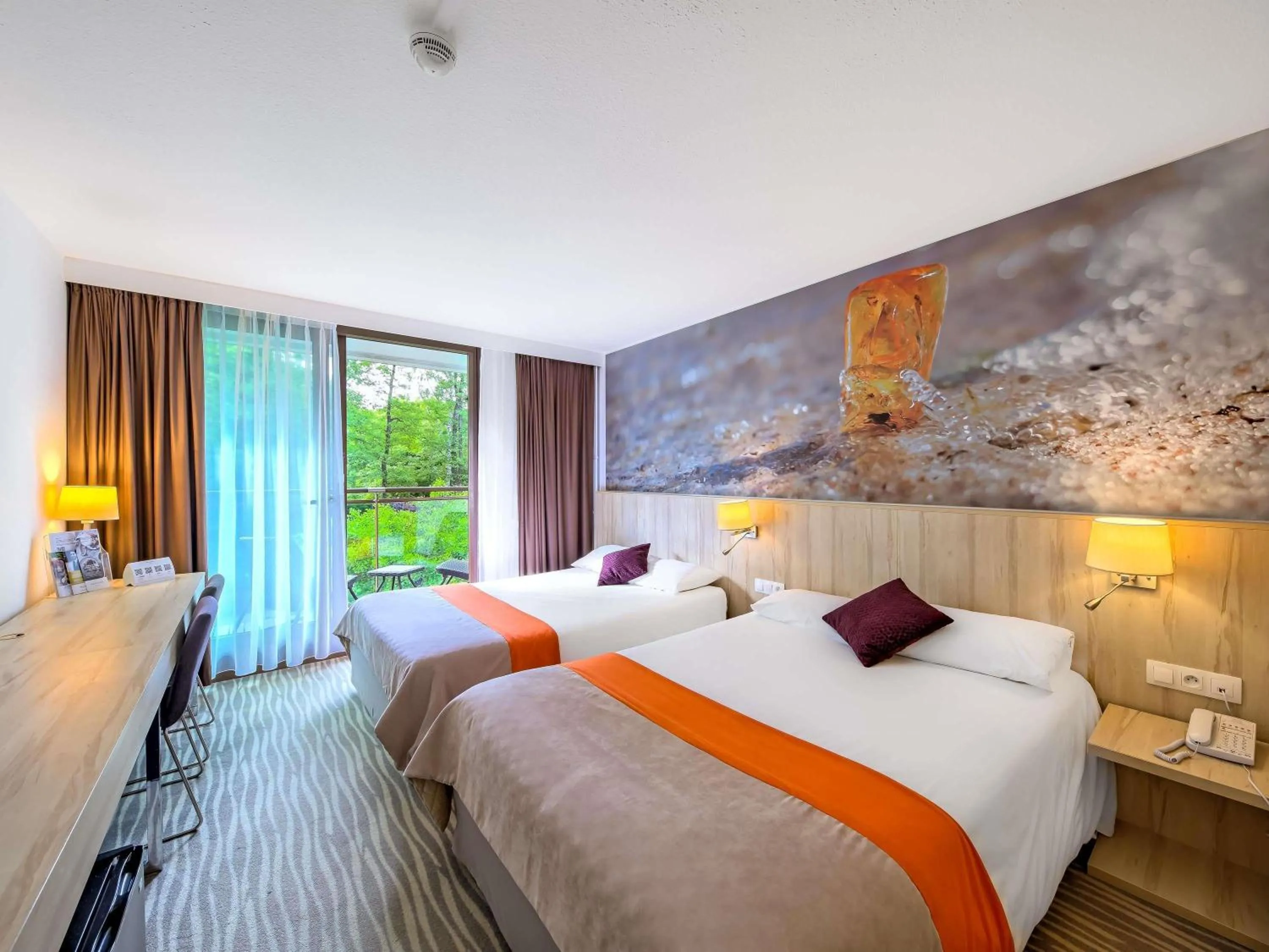 Classic Double Room with Two Double Beds in Mercure Gdańsk Posejdon