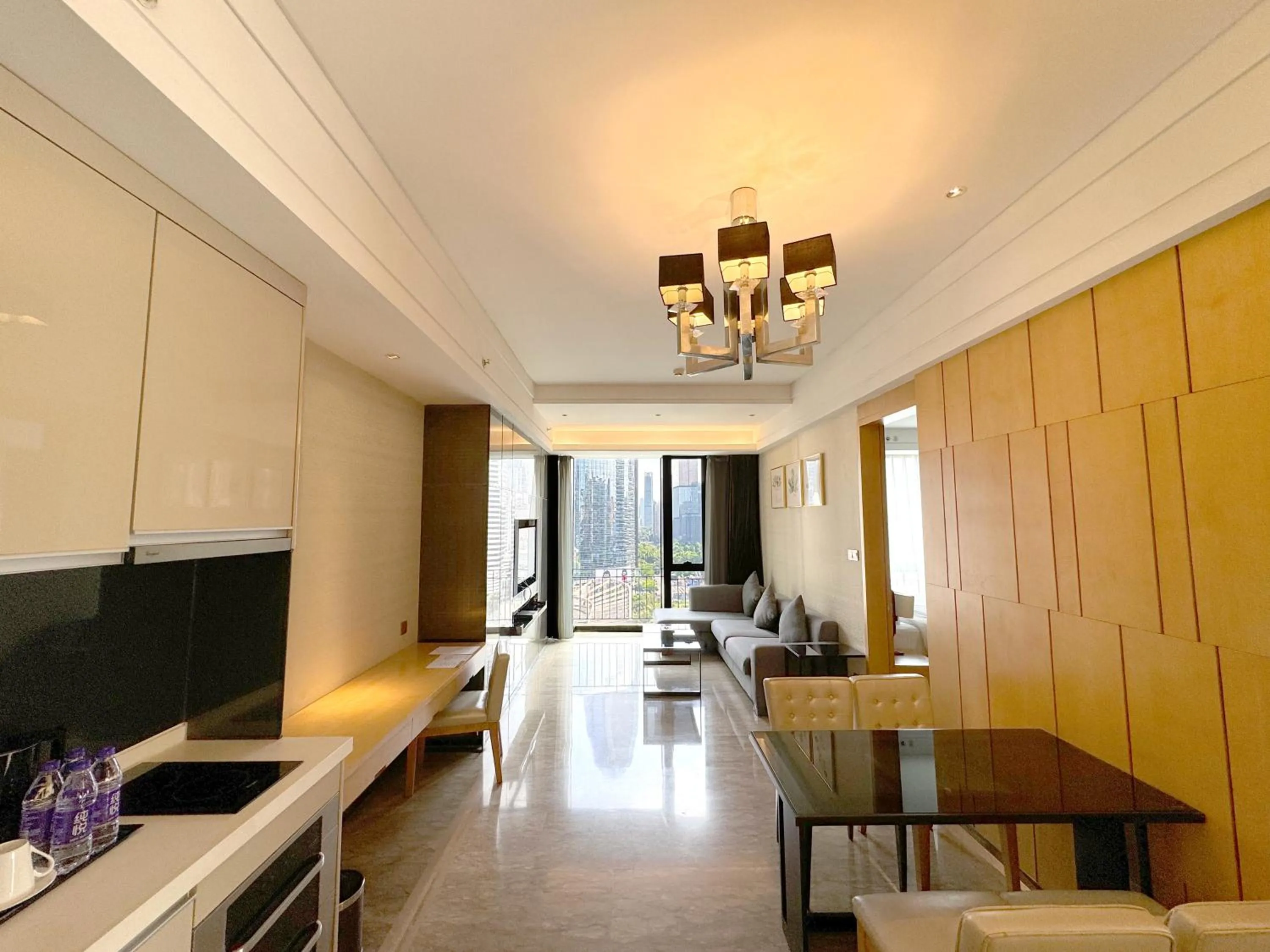 Kimper Executive Two-Bedroom Apartment in Vaperse Hotel