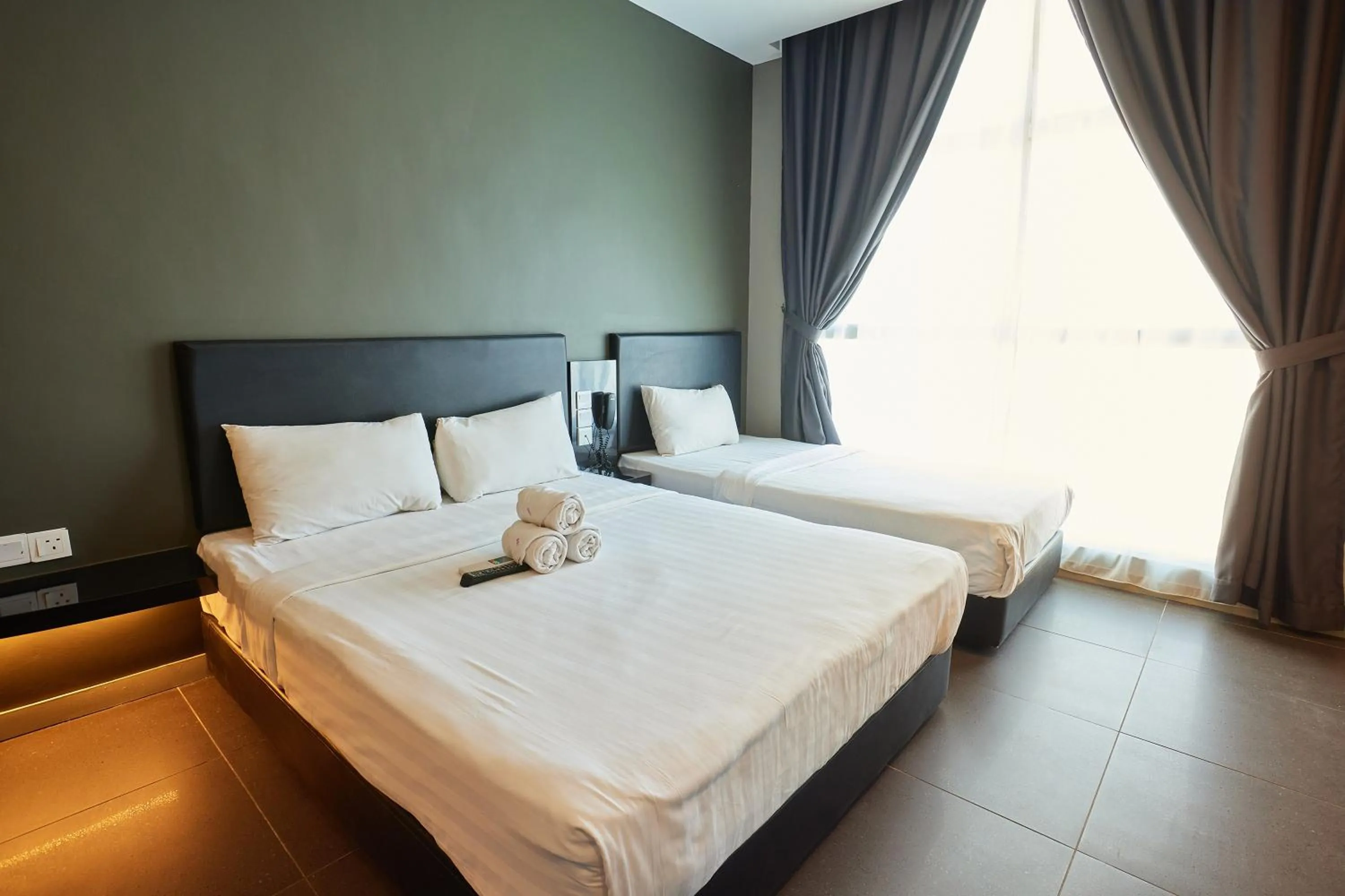 Deluxe Triple Room in B&S Boutique Hotel