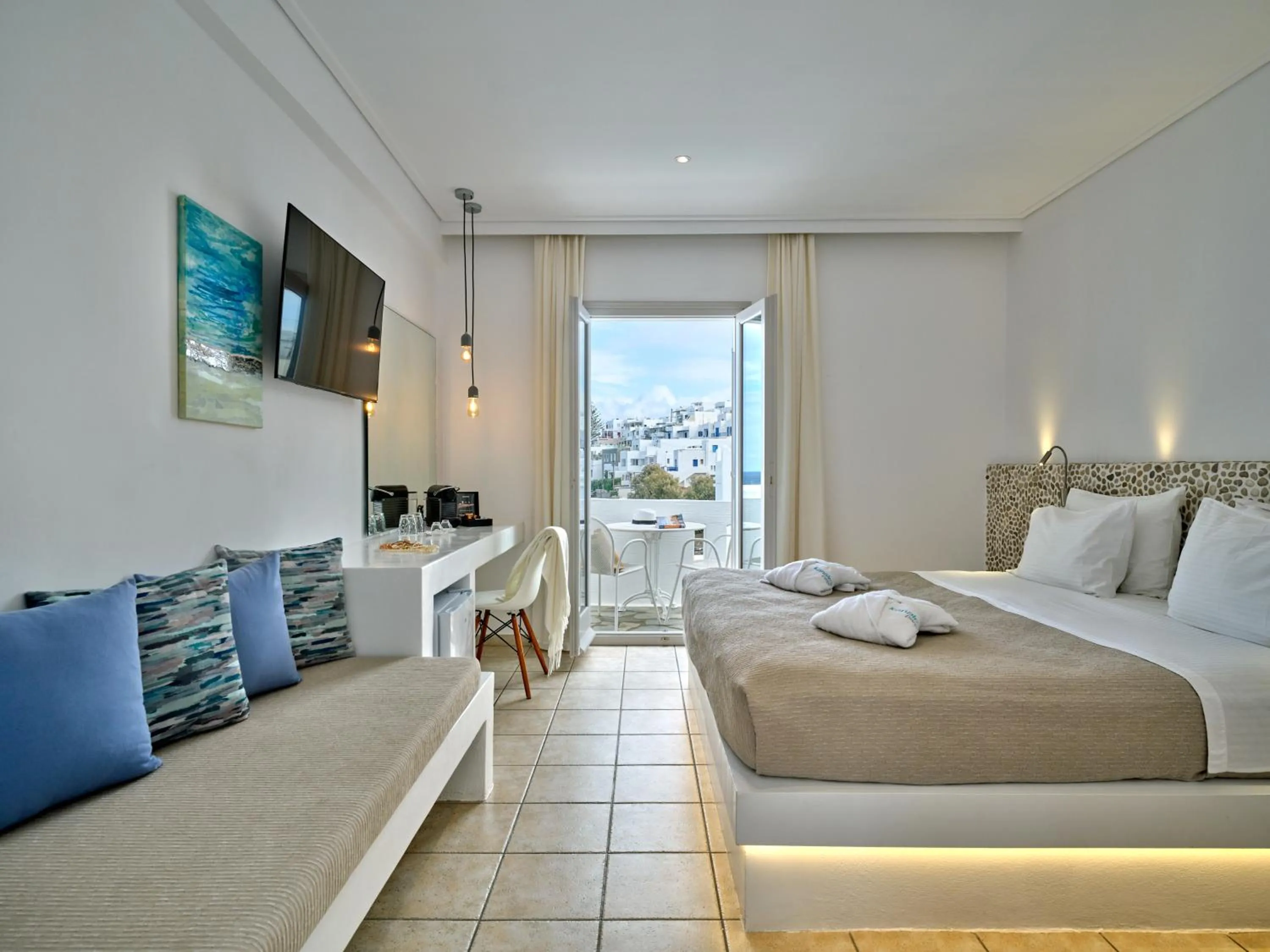 Deluxe Double or Twin Room with Balcony in Kanale's Rooms & Suites