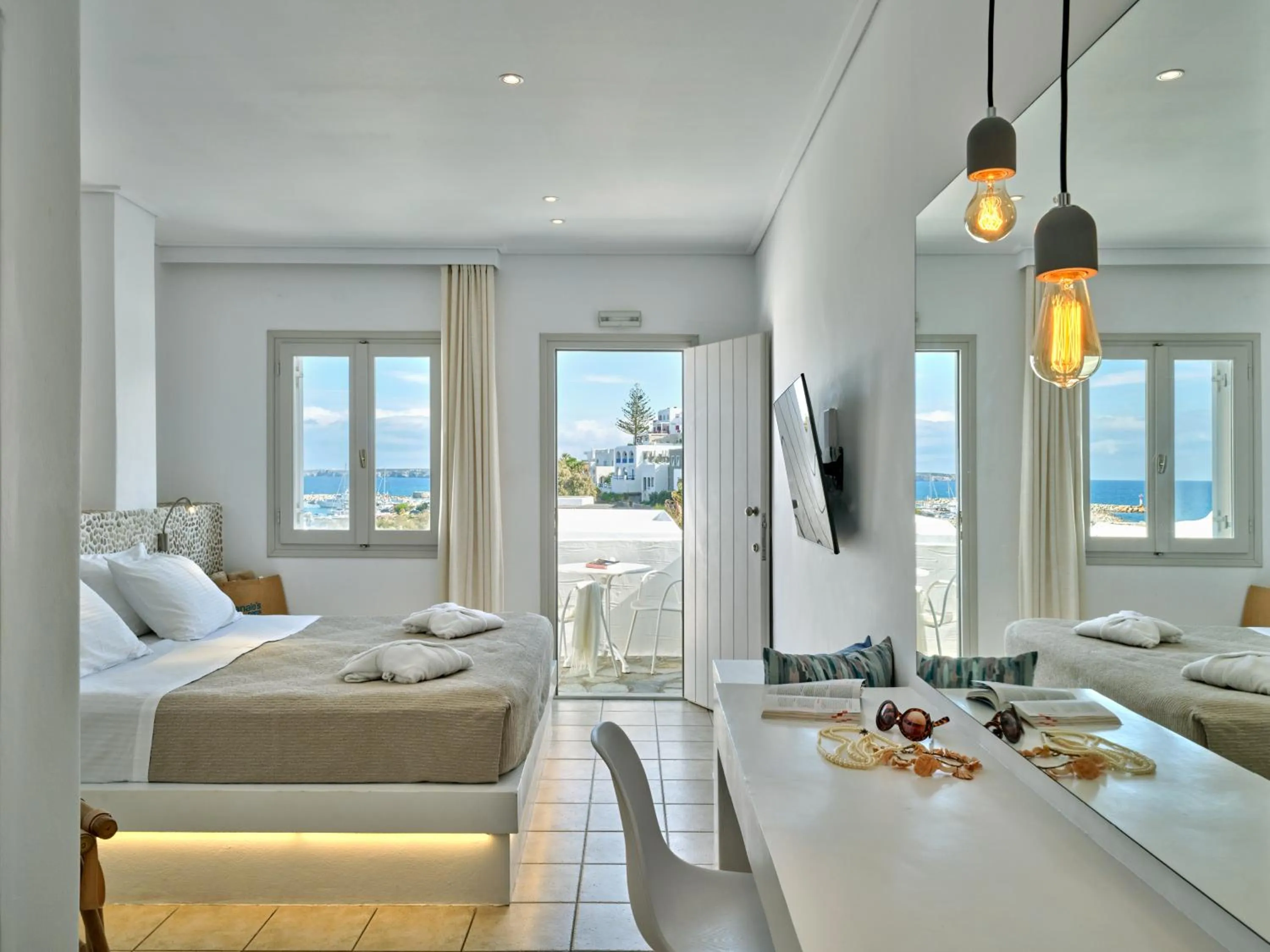 Superior Room with Balcony and partial Sea View in Kanale's Rooms & Suites