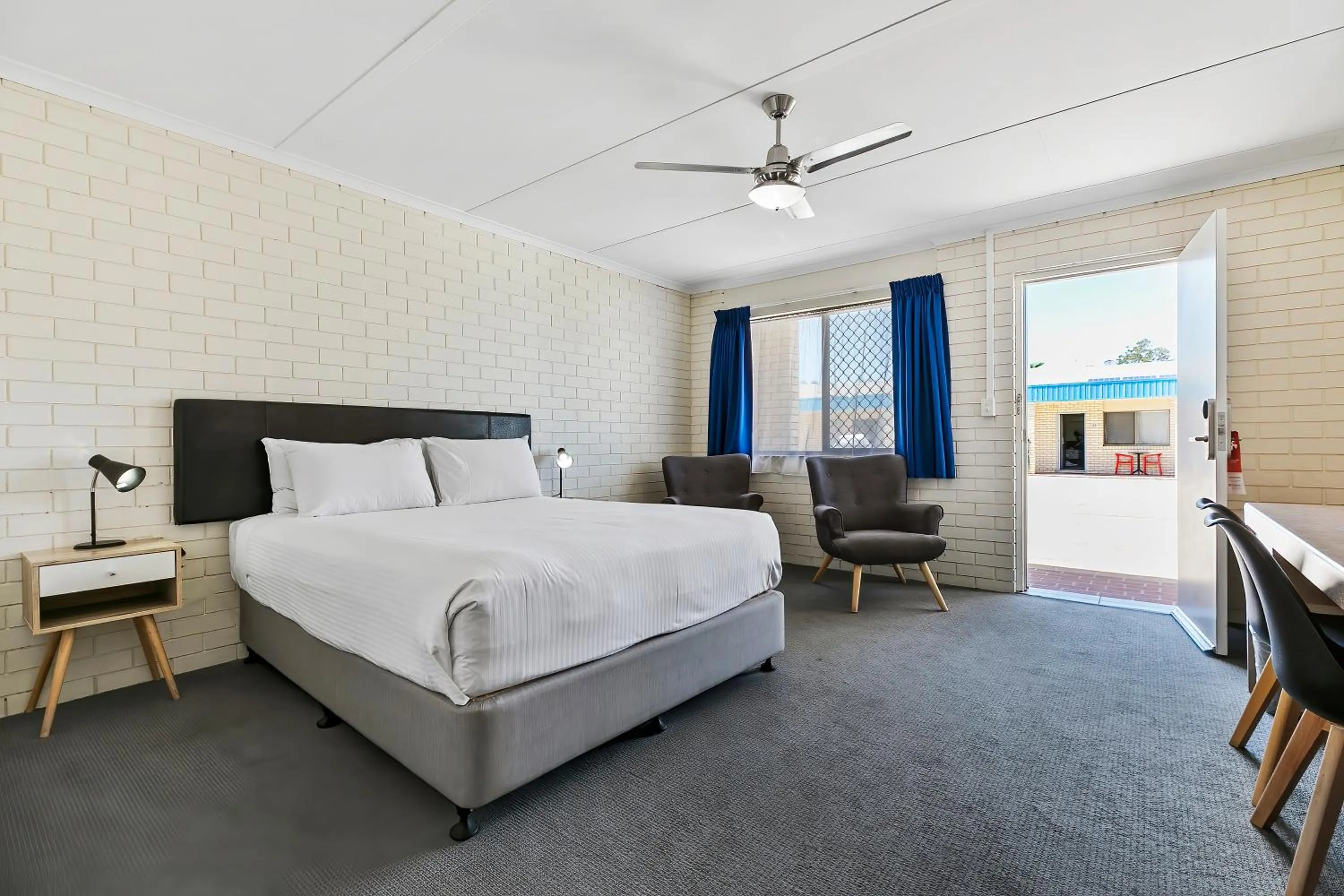 Executive Queen Room in Comfort Inn on Main Hervey Bay