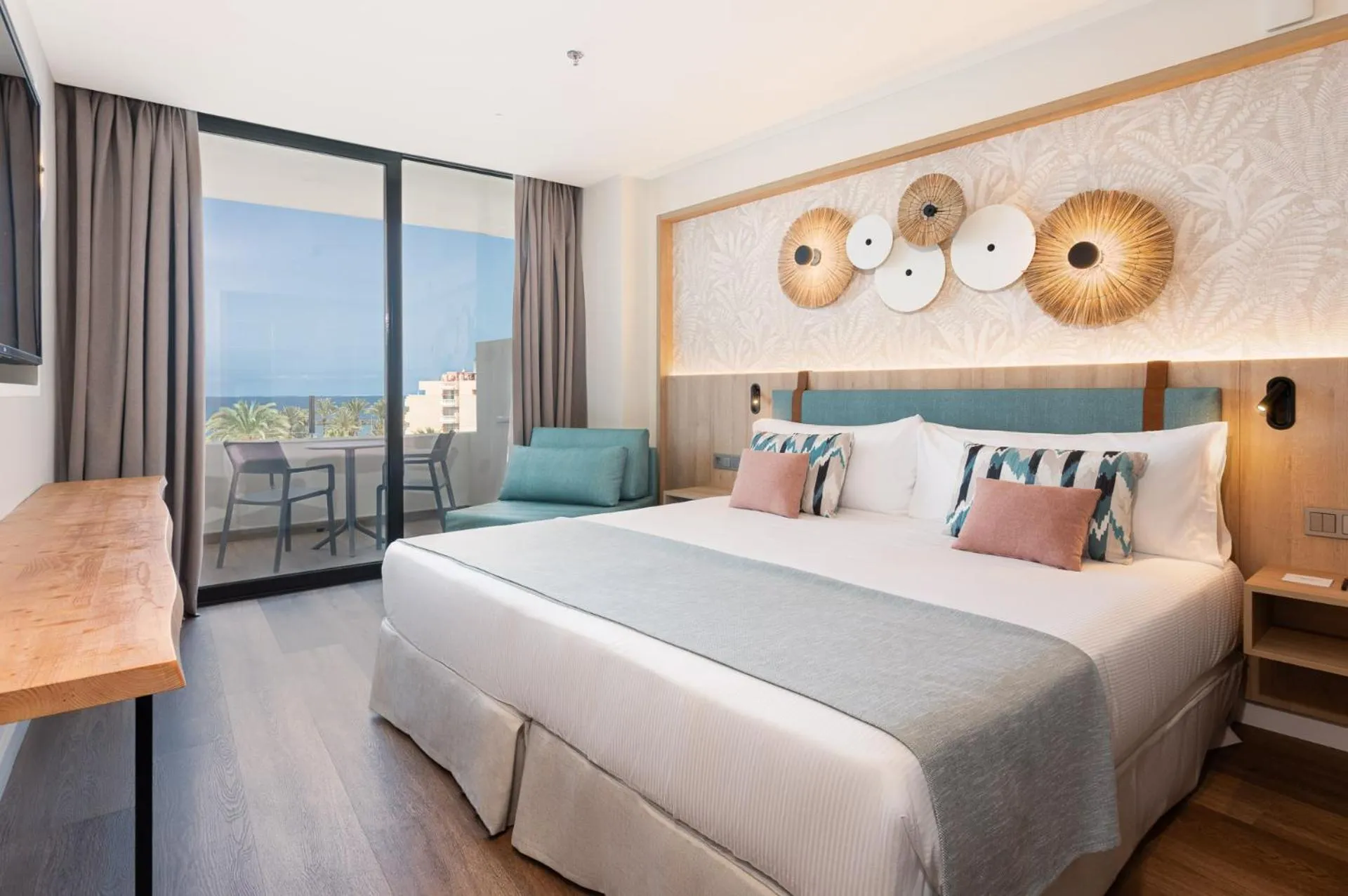 Twin Room with Sea View (2 Adults + 1 Child) in Mediterranean Palace