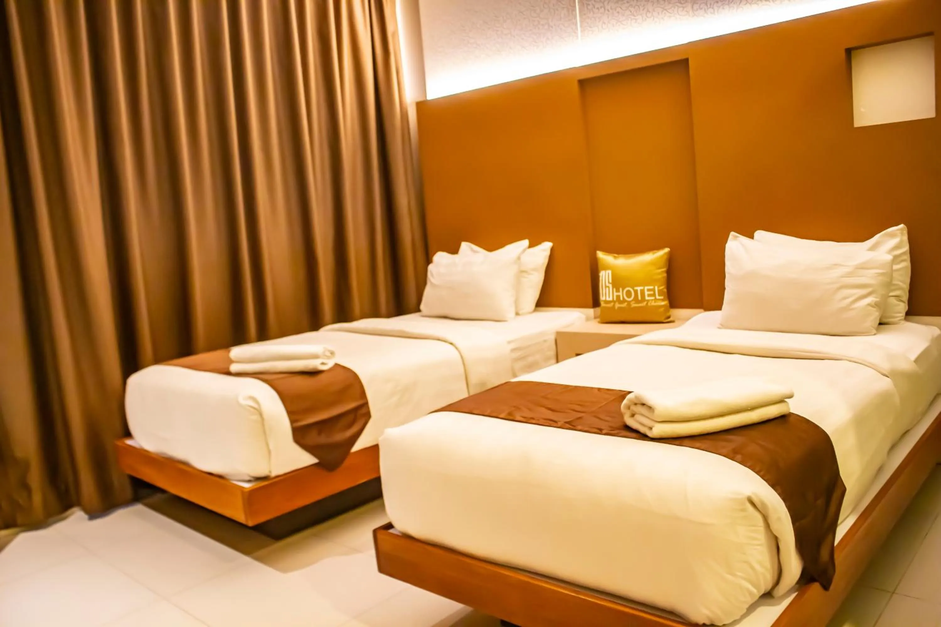 Deluxe Twin Room in OS Hotel Airport Batam