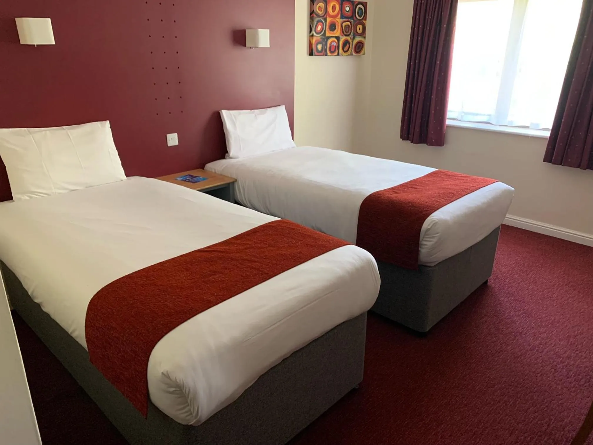 Twin Room in Days Inn Southampton Rownhams