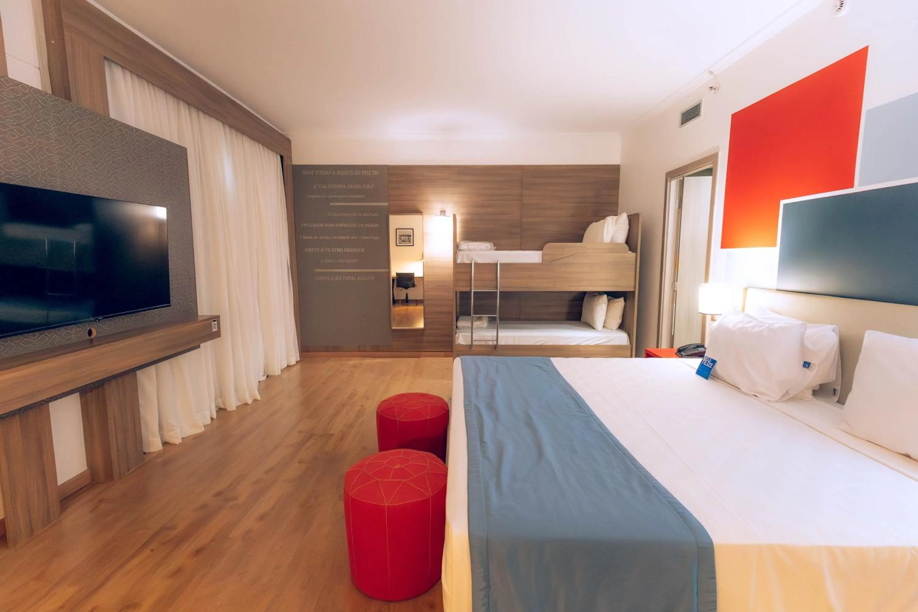 Deluxe Family Room - single occupancy in TRYP By Wyndham Ribeirão Preto