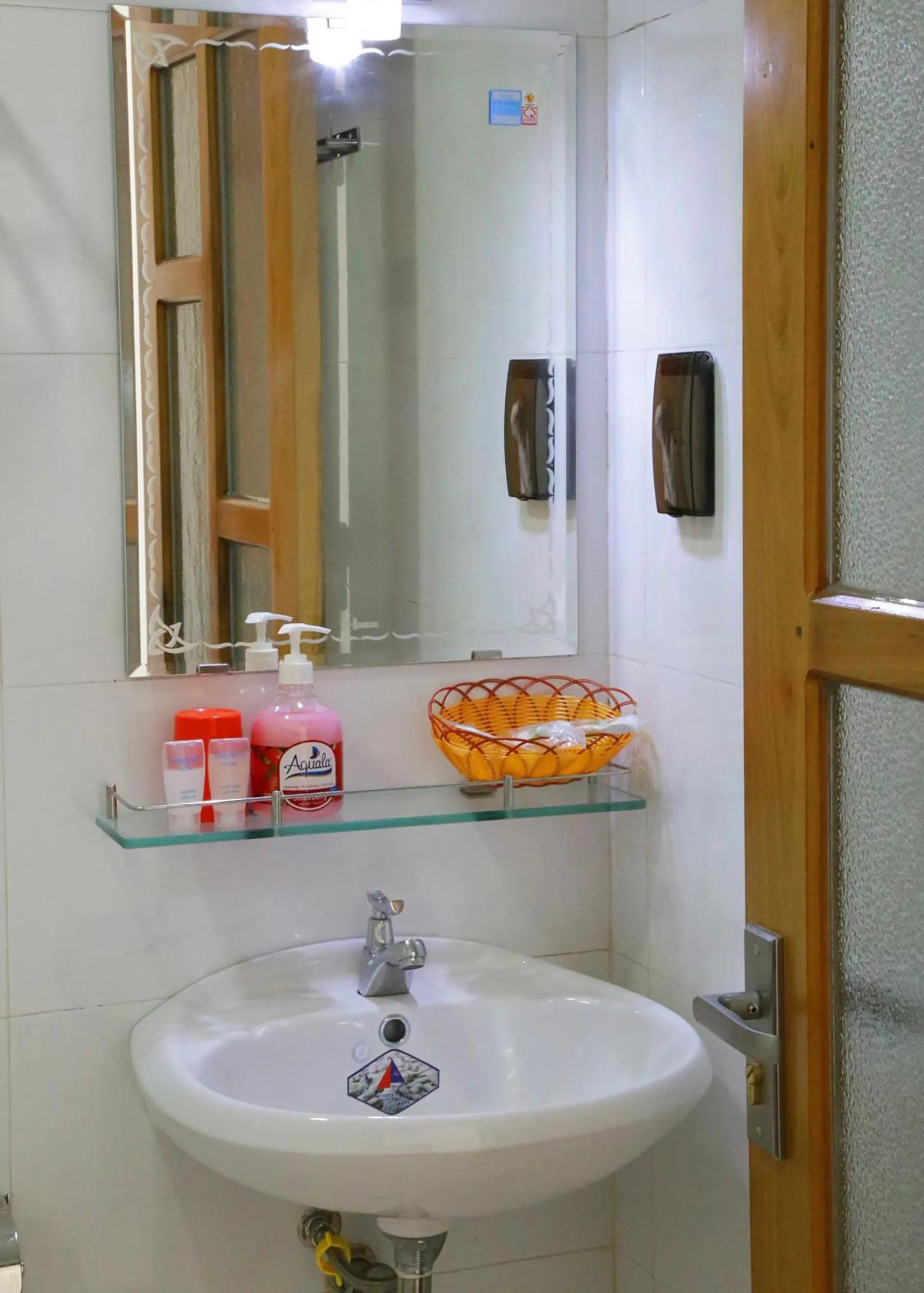 Superior Twin Room with Garden View in Danang Beach 2 Hotel