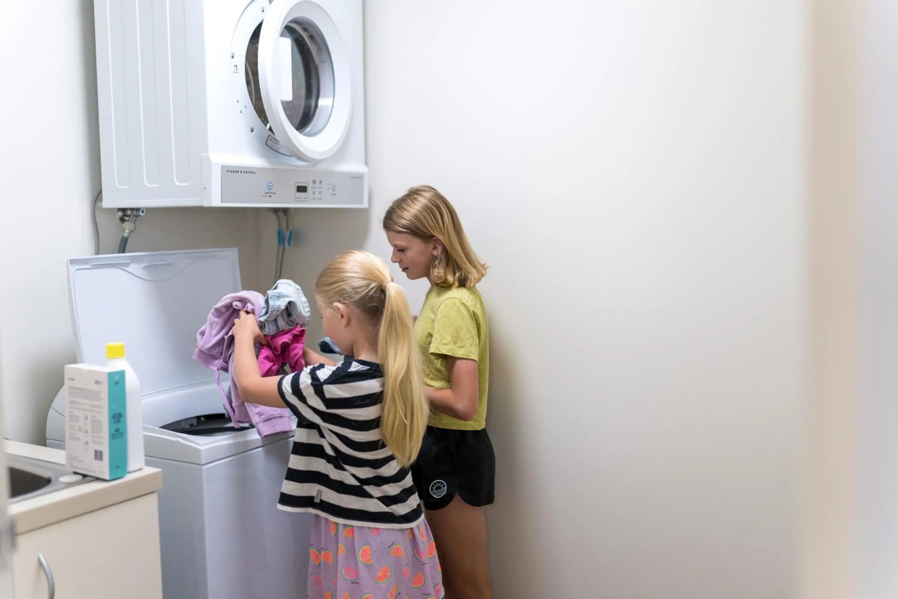 Two-Bedroom Apartment with Free High Speed WiFi in The Old Woolstore Apartment Hotel