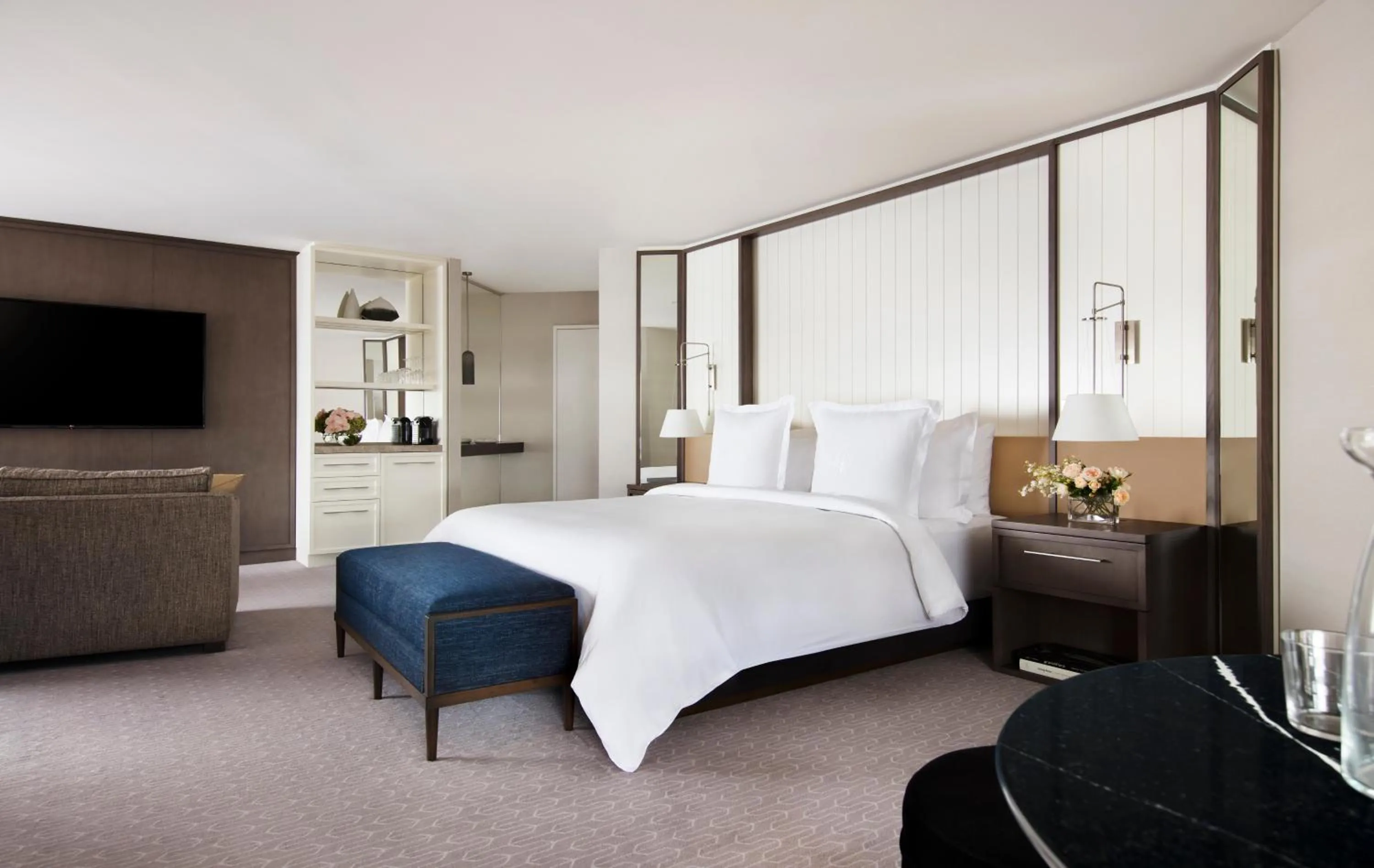 Sydney Partial Harbour Studio Suite in Four Seasons Hotel Sydney