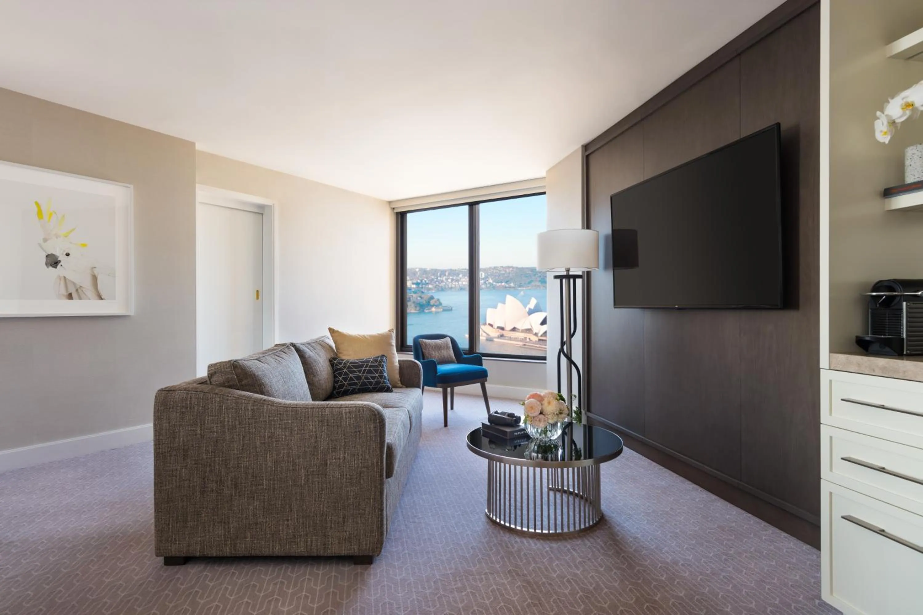 Premier Full Harbor Accessible King Room in Four Seasons Hotel Sydney