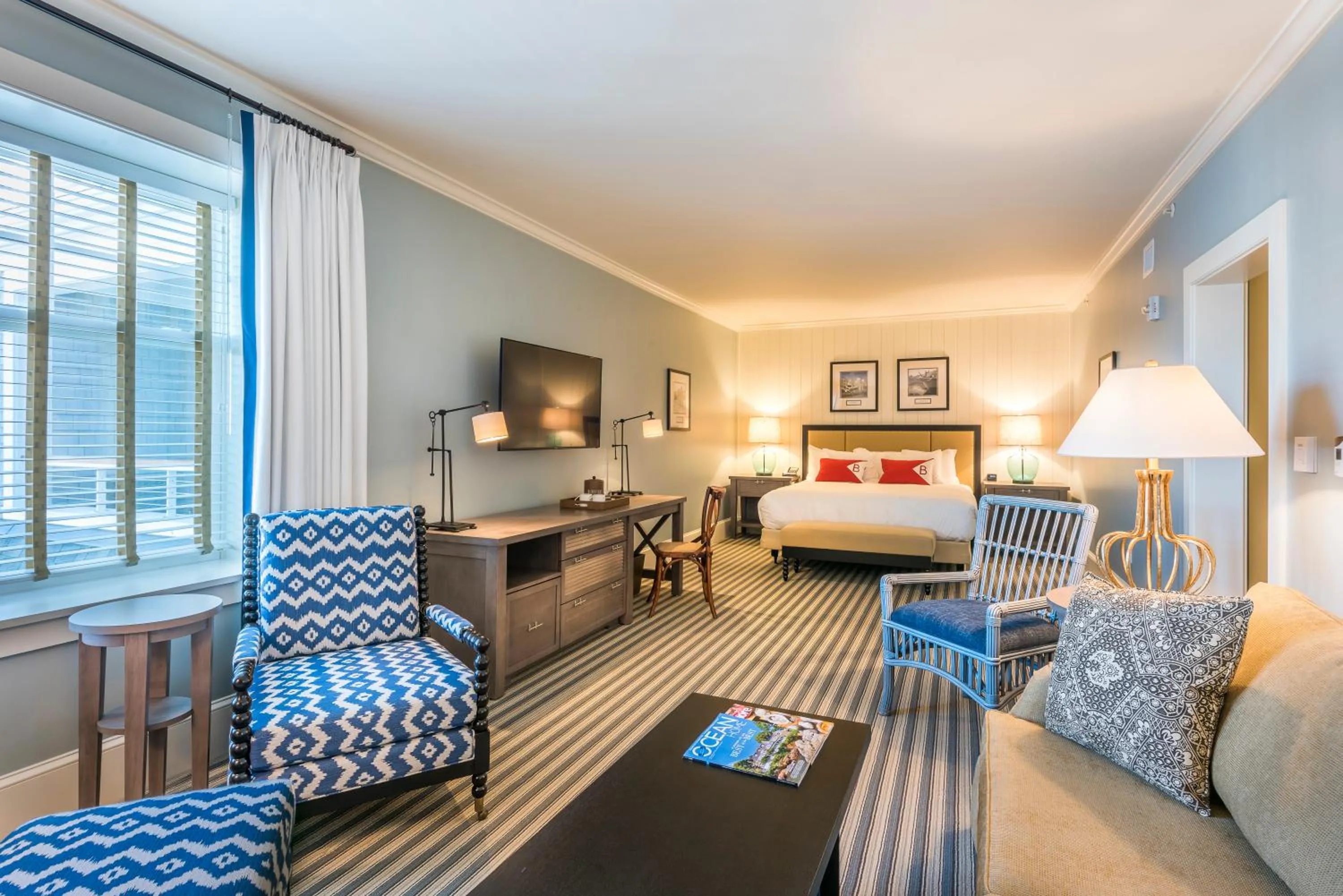 Water View King Suite in Beauport Hotel Gloucester