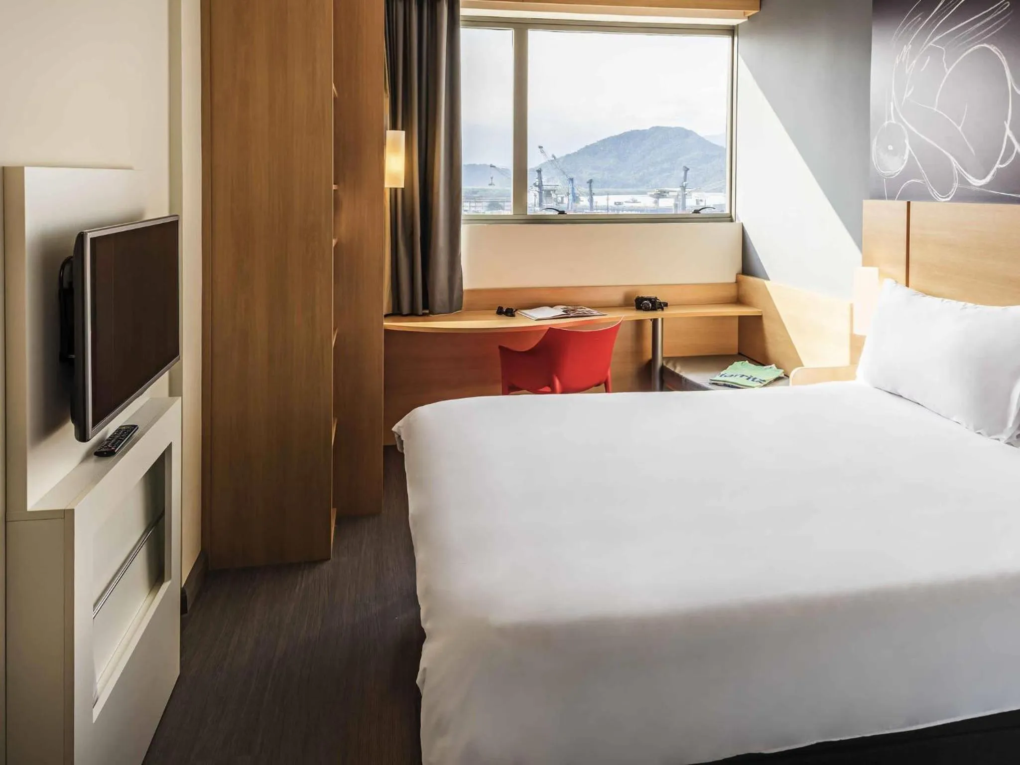 Standard Apartment with One Double Bed in ibis Santos Valongo