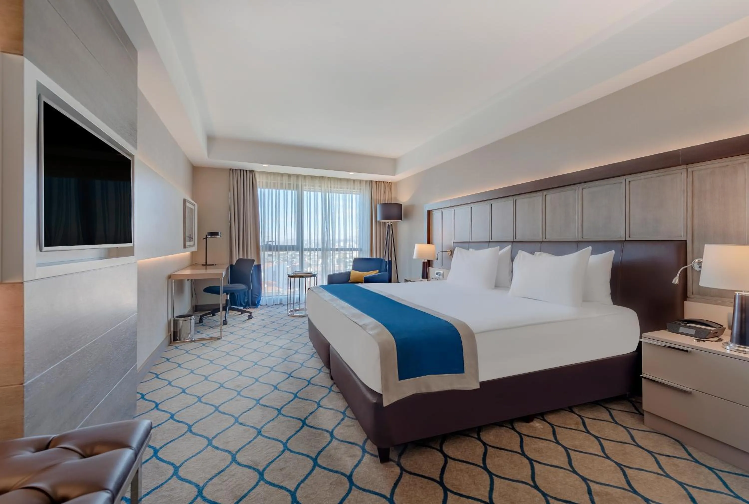 Standard King Room - Smoking in Holiday Inn Kayseri - Duvenonu by IHG