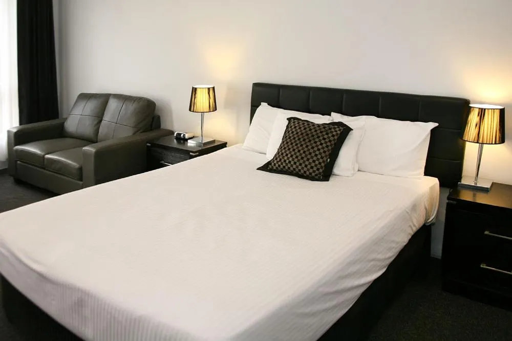 Executive Suite in Footscray Motor Inn and Serviced Apartments