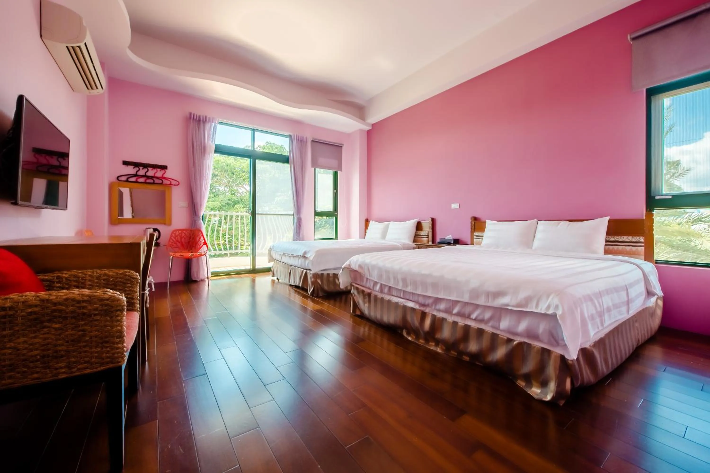 Quadruple Room with Balcony in Summer Garden