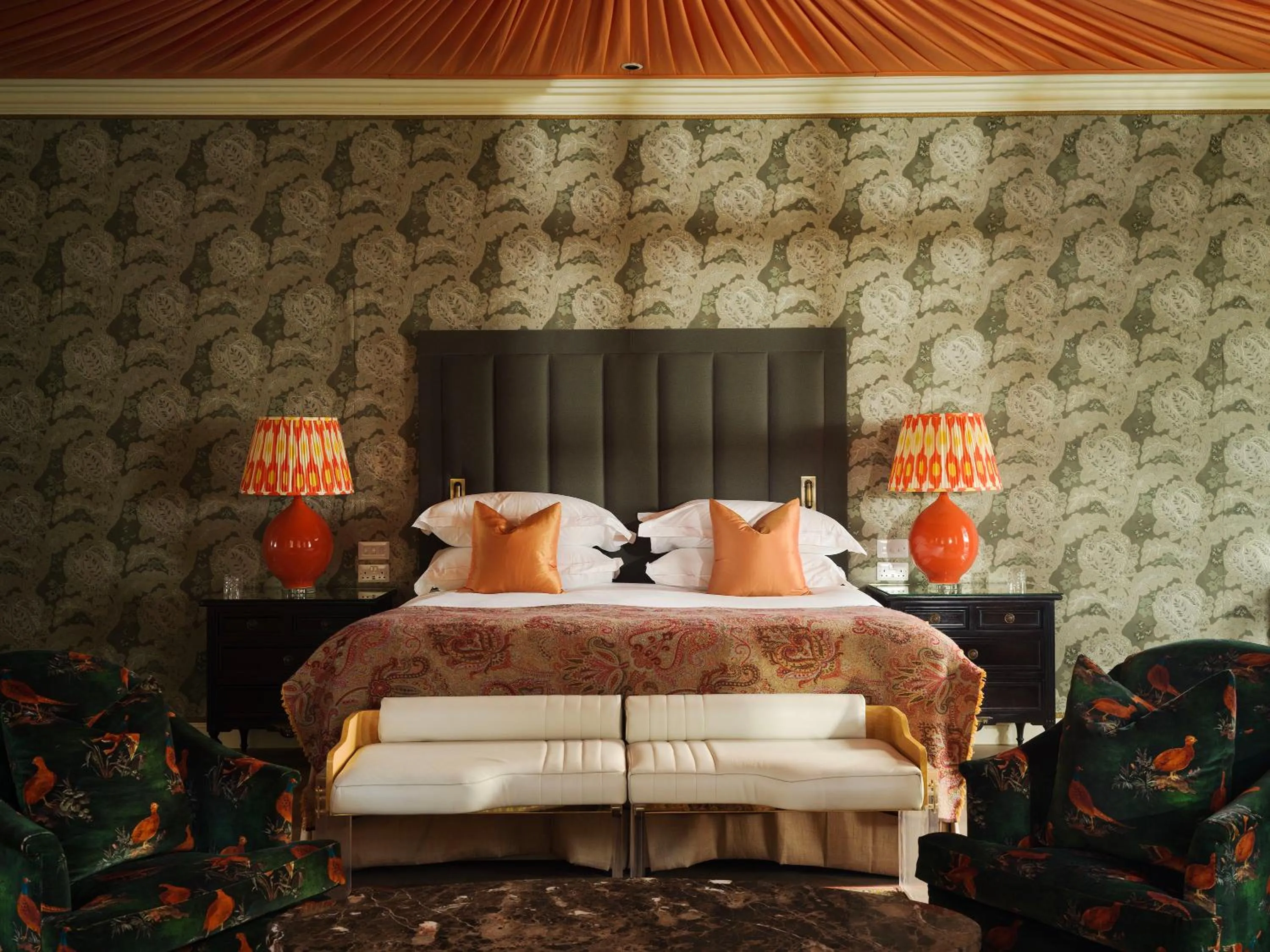 Luxury Hot Tub Suite in Bishopstrow Hotel and Spa - Small Luxury Hotels of the World