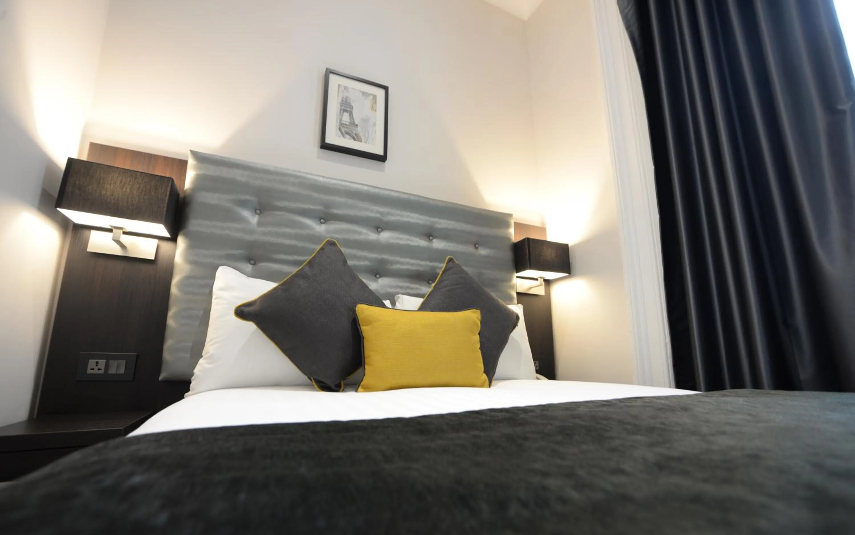 Double Room with private toilet and shower in The 29 London