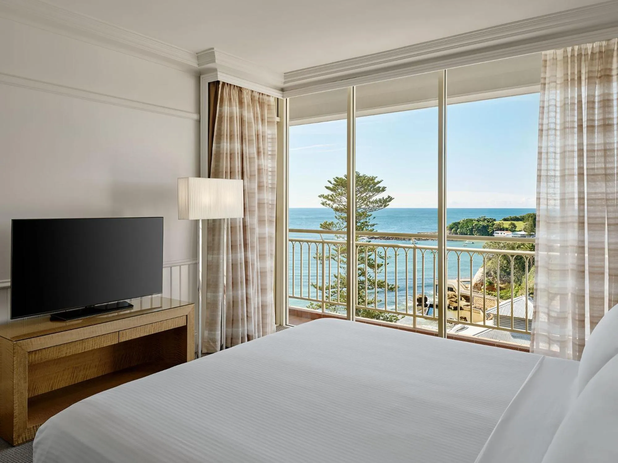 Presidential Suite in Crowne Plaza Terrigal Pacific by IHG