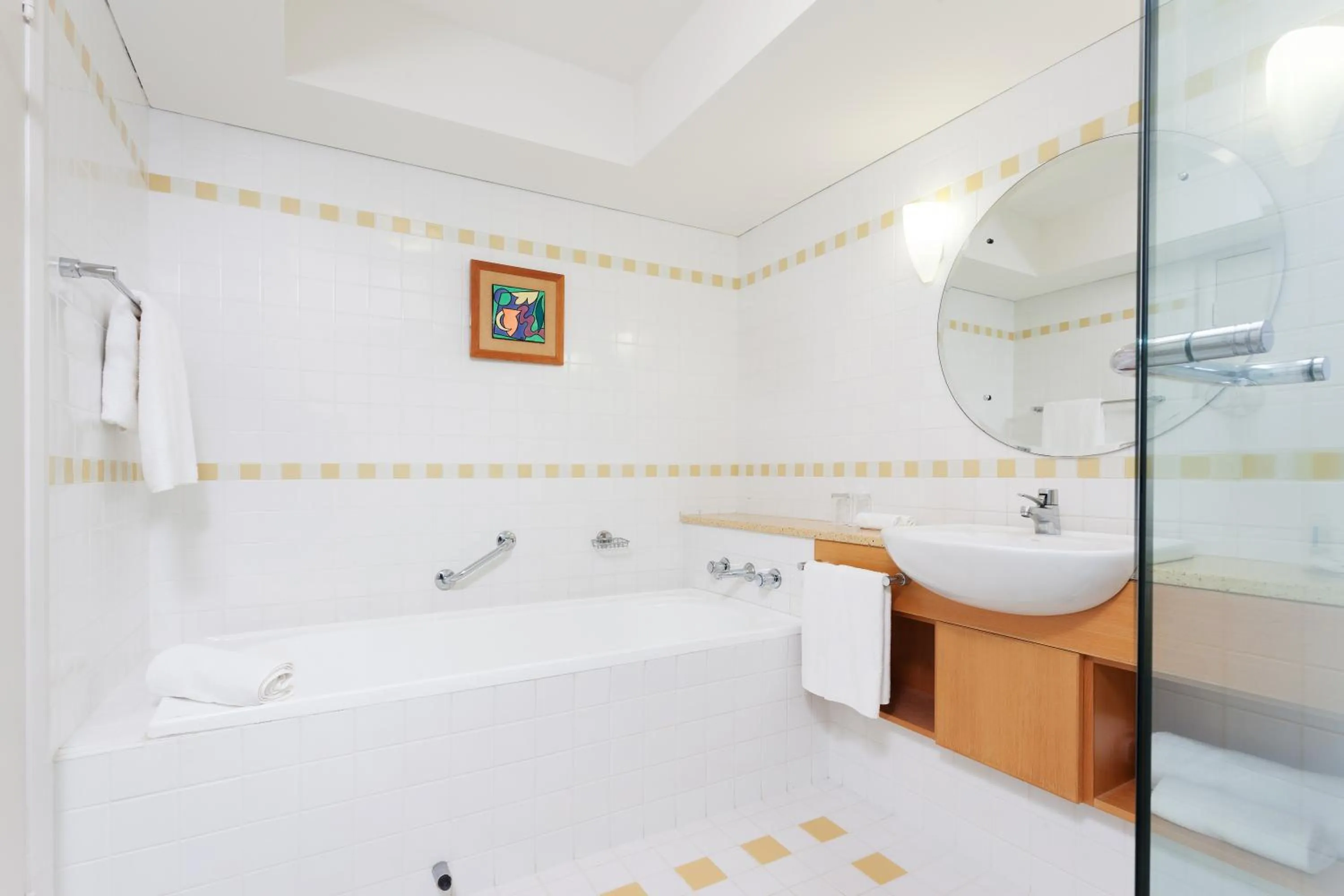 Standard Queen Room in Crowne Plaza Perth by IHG