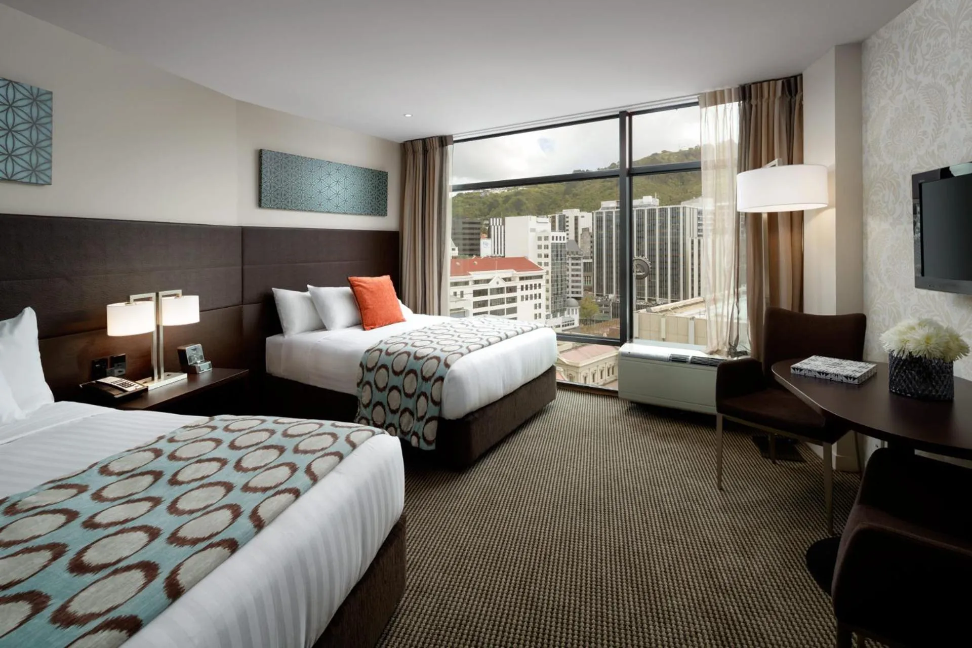 Family Package Kids Stay & Eat Free - Twin Room City View in Rydges Wellington
