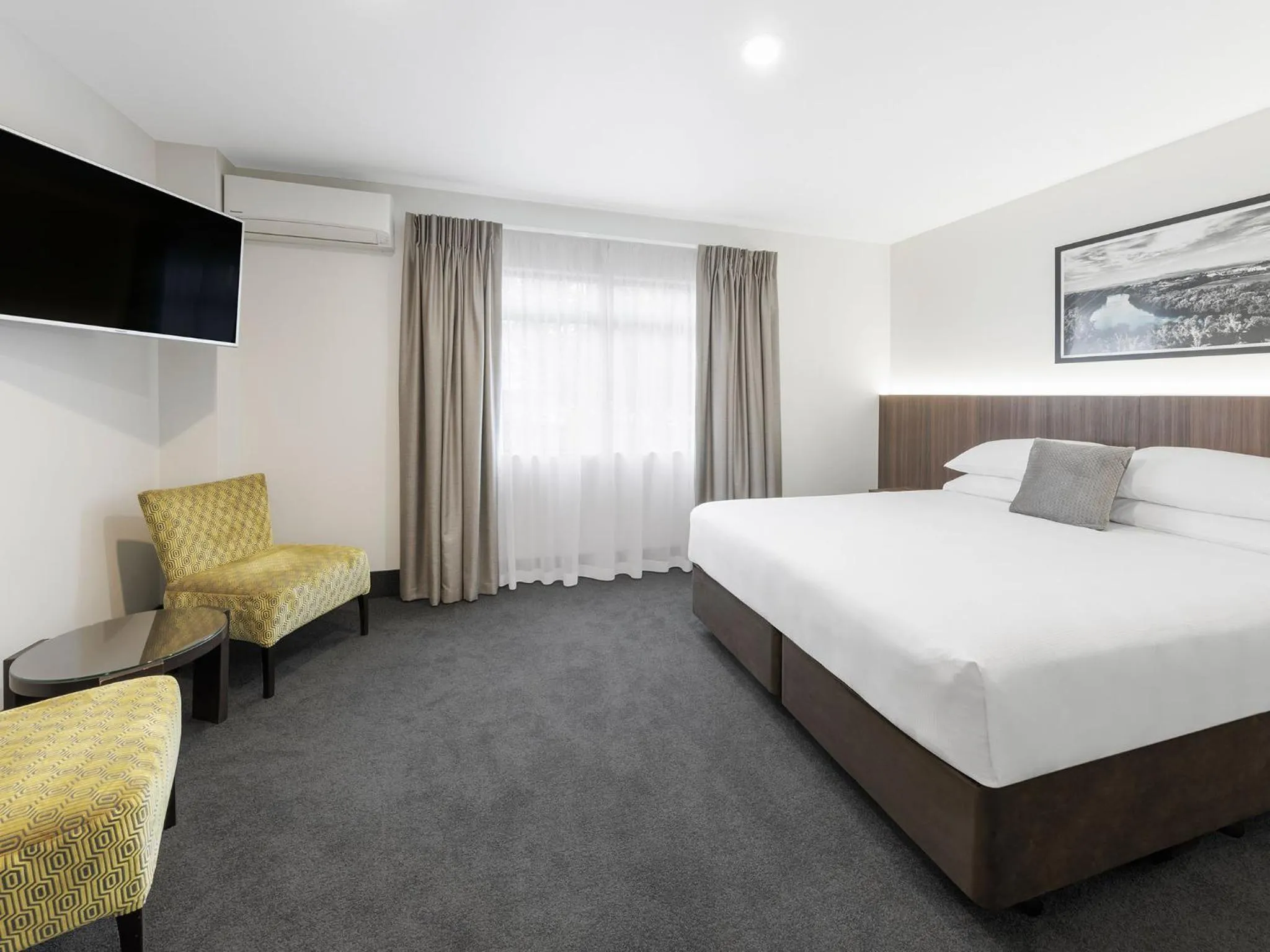 Family Suite in JetPark Hamilton Airport New Zealand