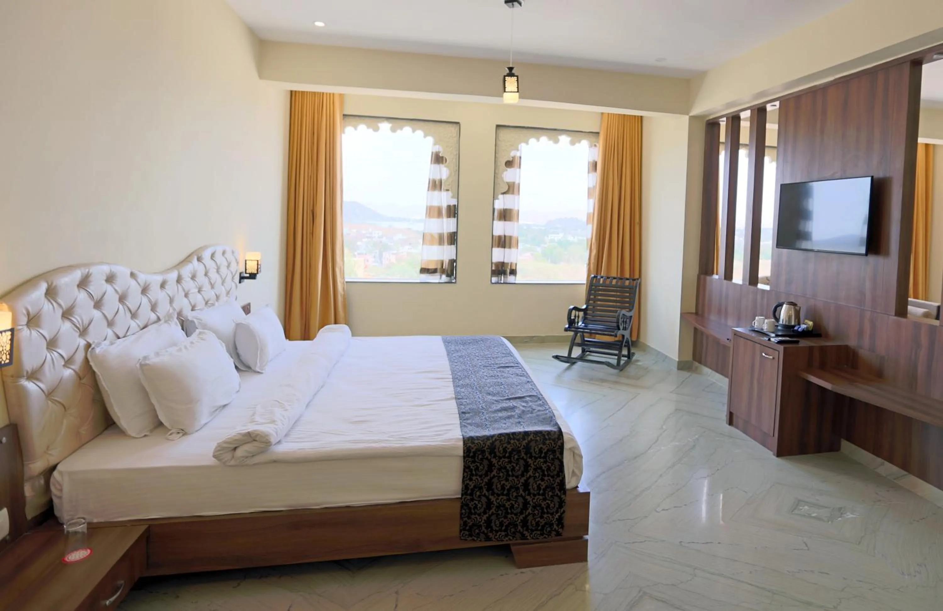 Luxury Suite Lake View - single occupancy in Regenta Central Mewargarh, Near Biological park