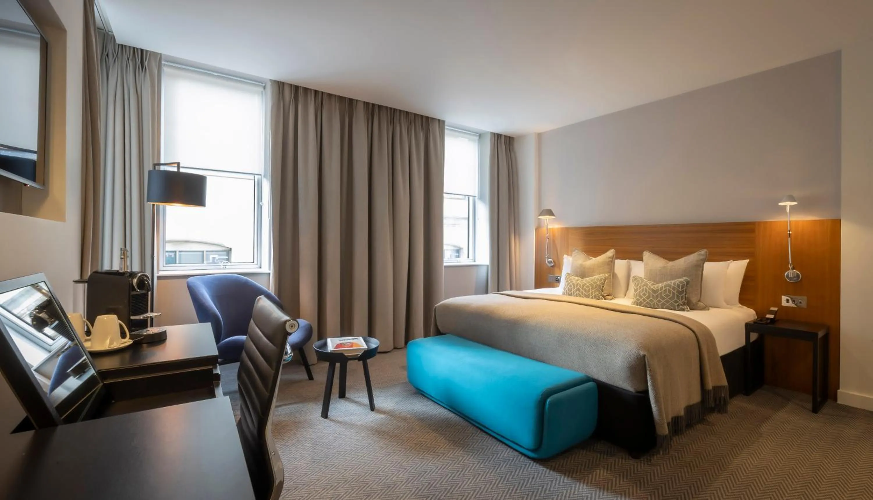 Superior King Room in Clayton Hotel London Wall