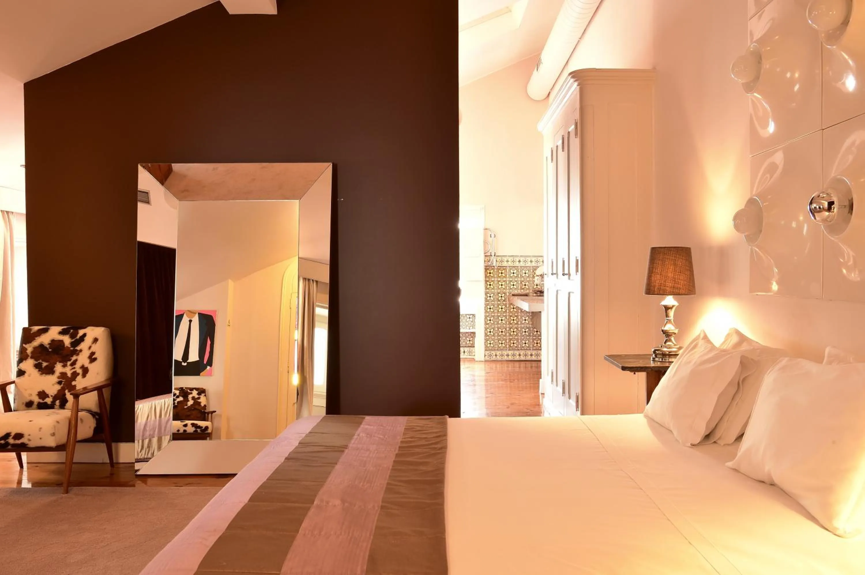 Deluxe King Suite in Palacete Chafariz Del Rei - by Unlock Hotels