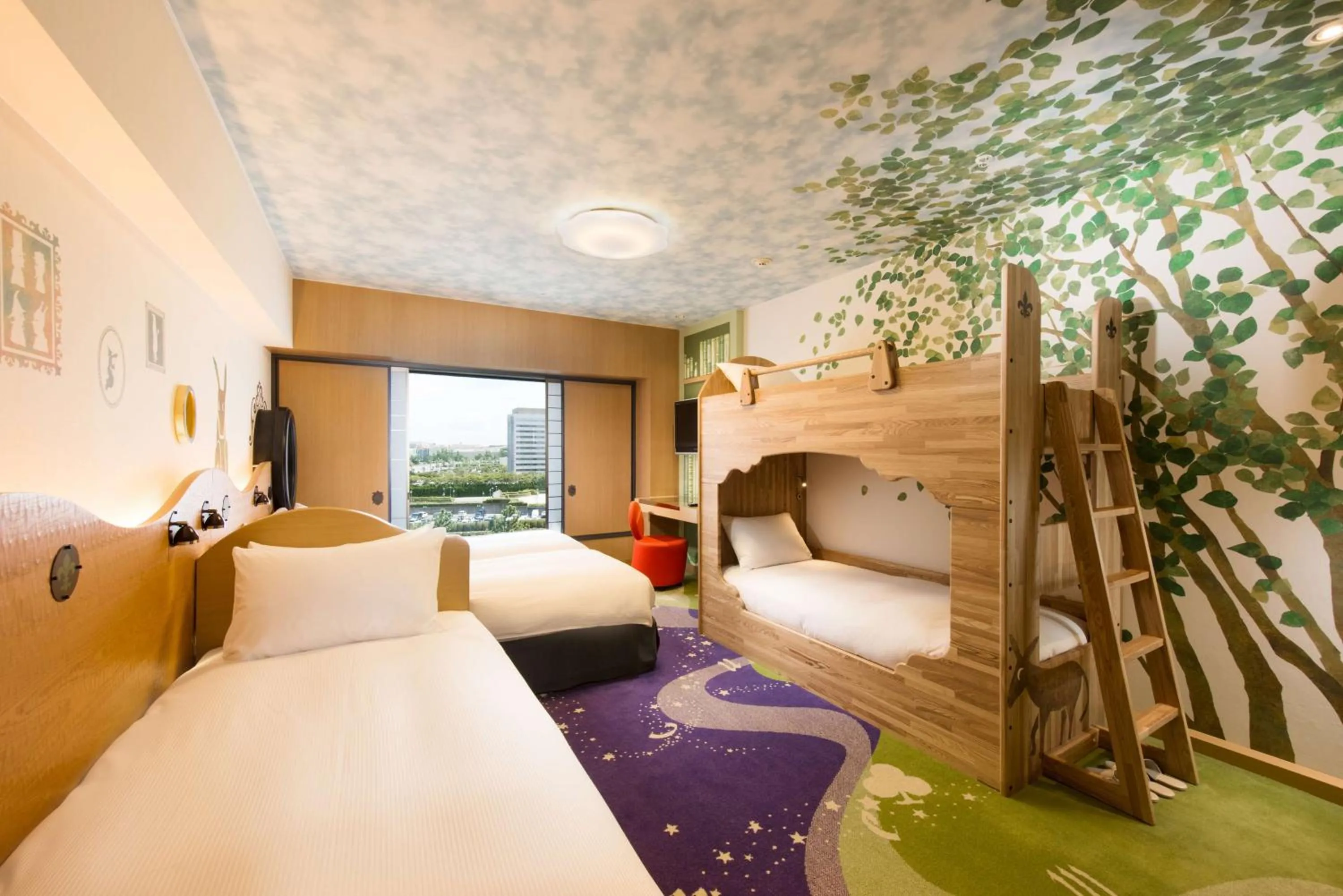 Happy Magic Family Room with Park View in Hilton Tokyo Bay