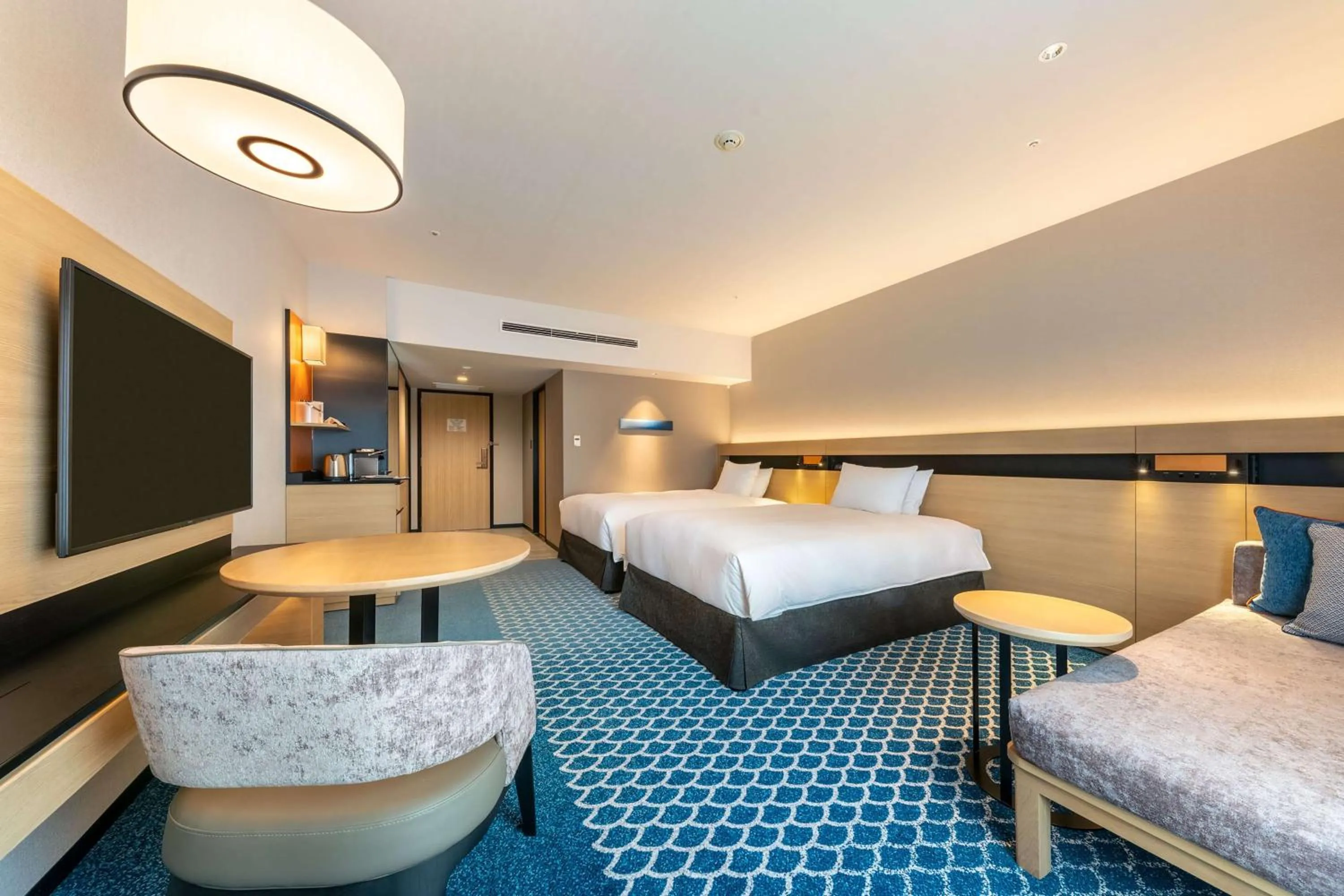 Executive Twin Room with Park View in Hilton Tokyo Bay