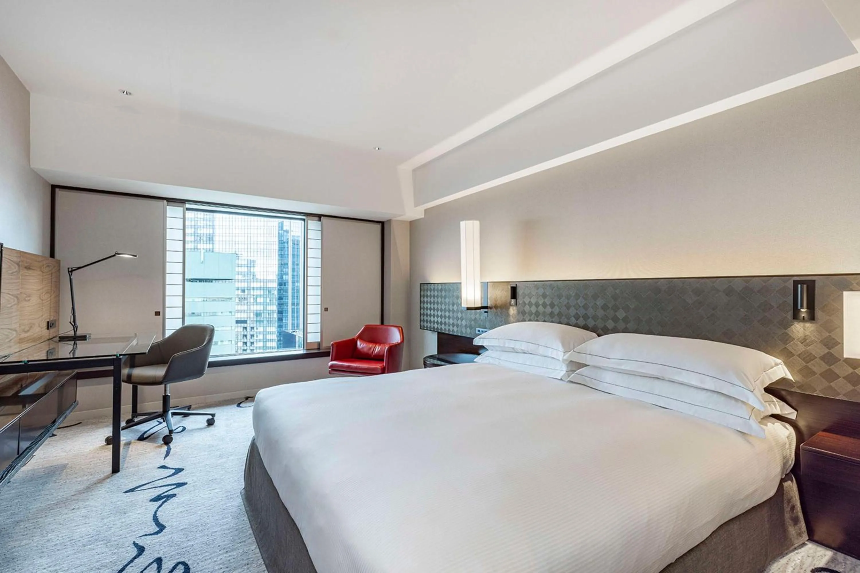 Executive King Room in Hilton Tokyo Hotel