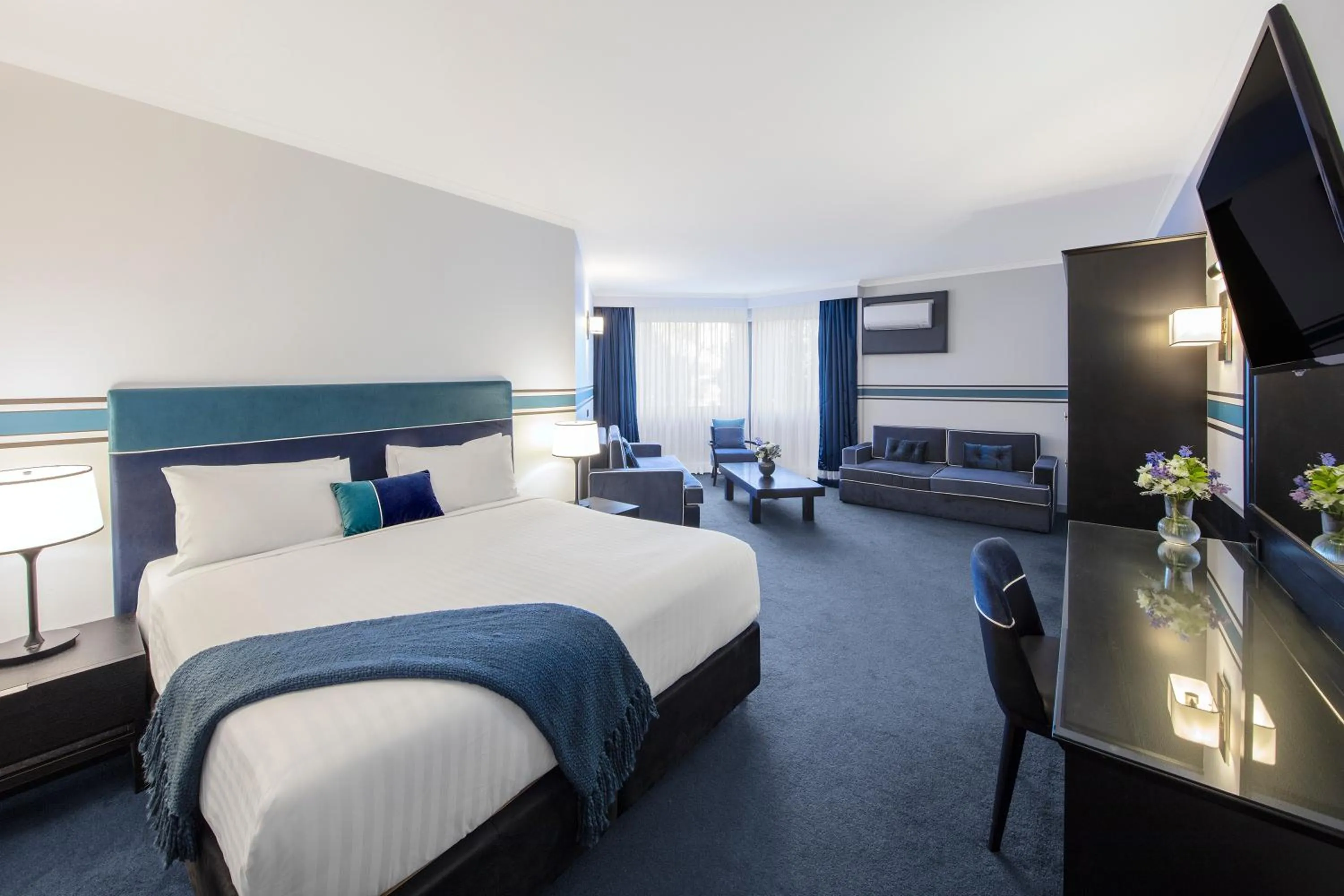 King Room in Ramada by Wyndham Diplomat Canberra