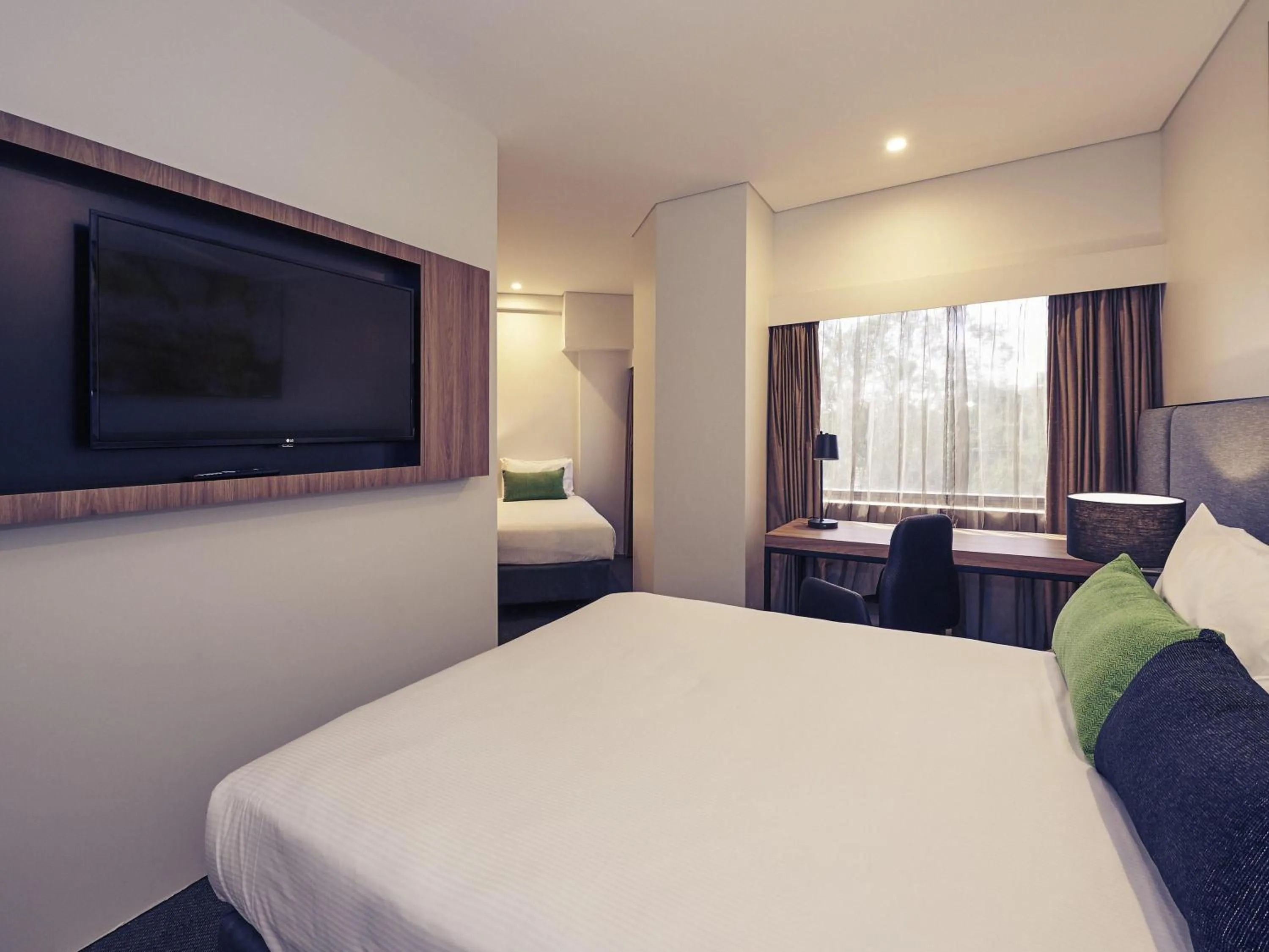 Superior Family Queen Room in Mercure Penrith