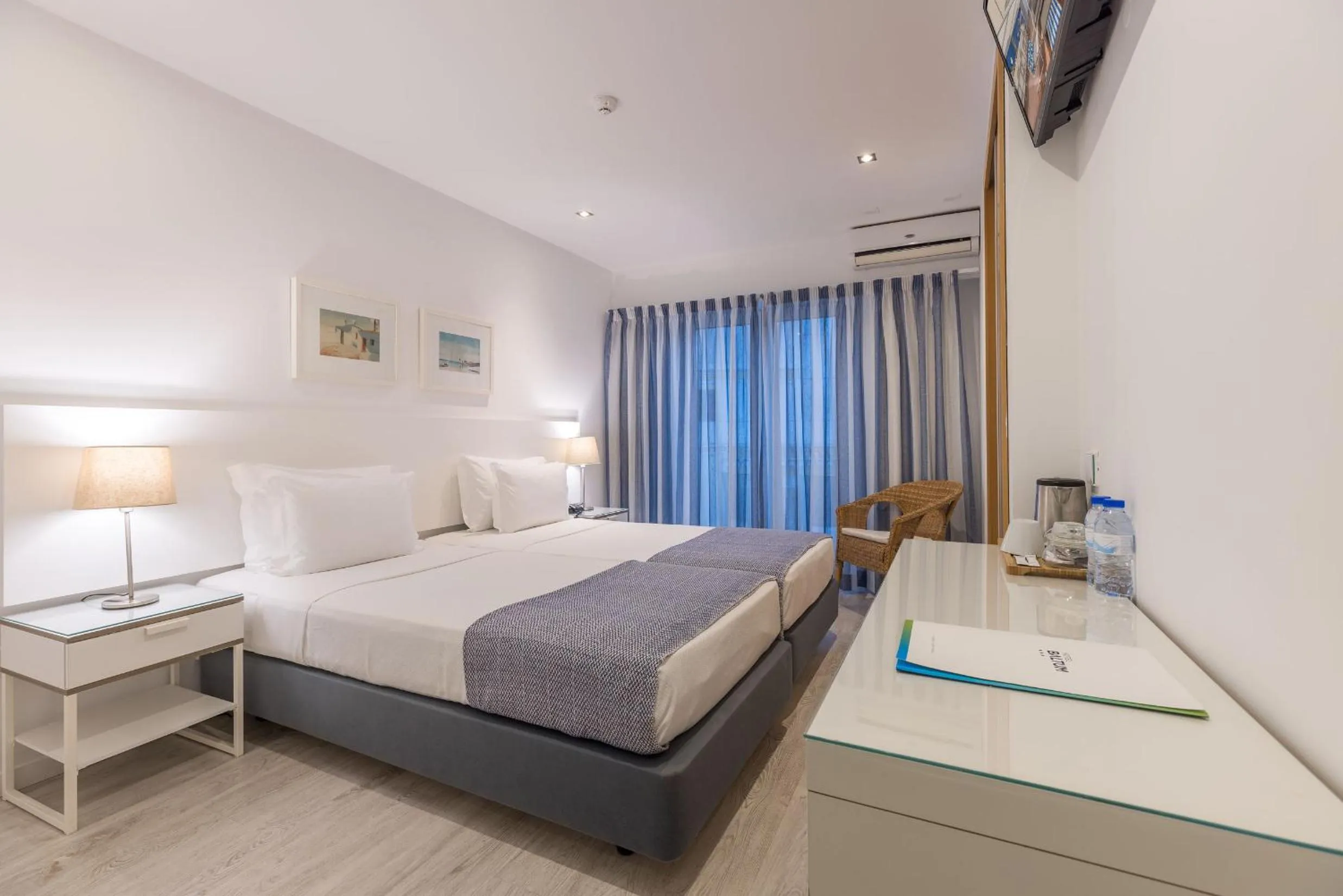 Superior Twin Room with Balcony in Hotel Baltum