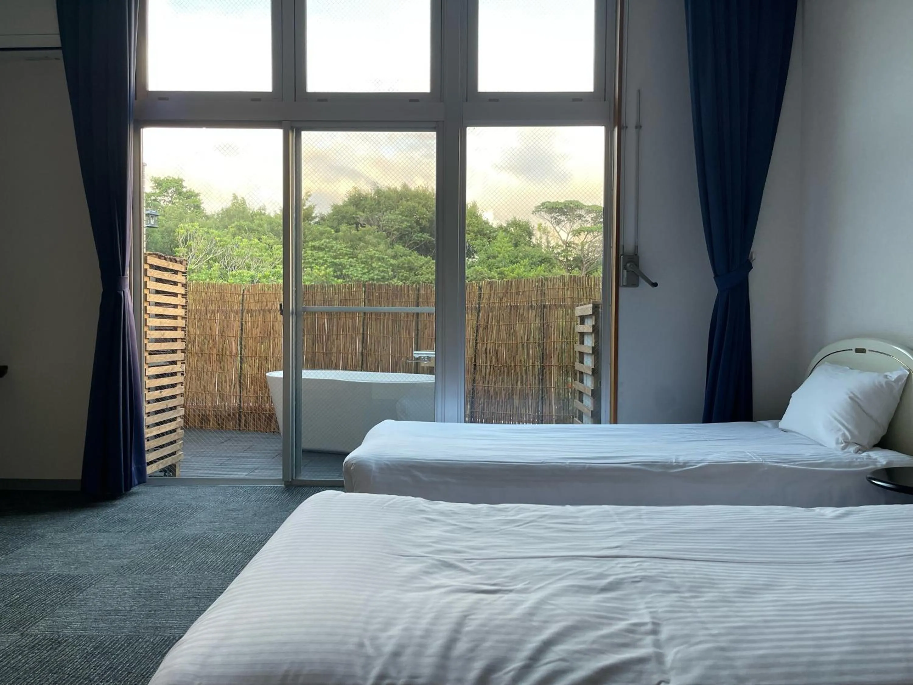 Family Room with Private Bathroom in Alaise De Bale Shirahama