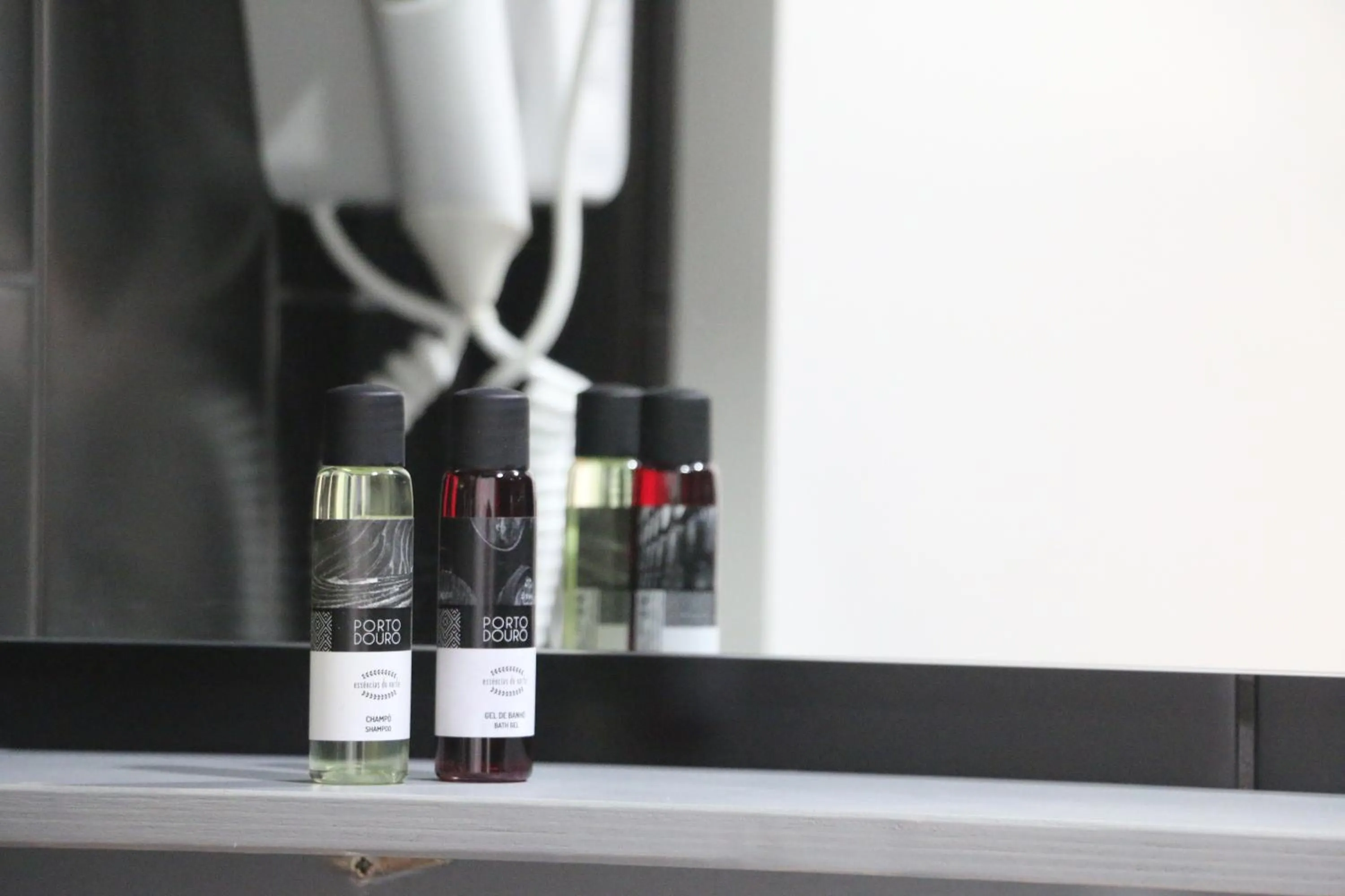 Double Room with Private Bathroom in Nice Way Porto Hostel