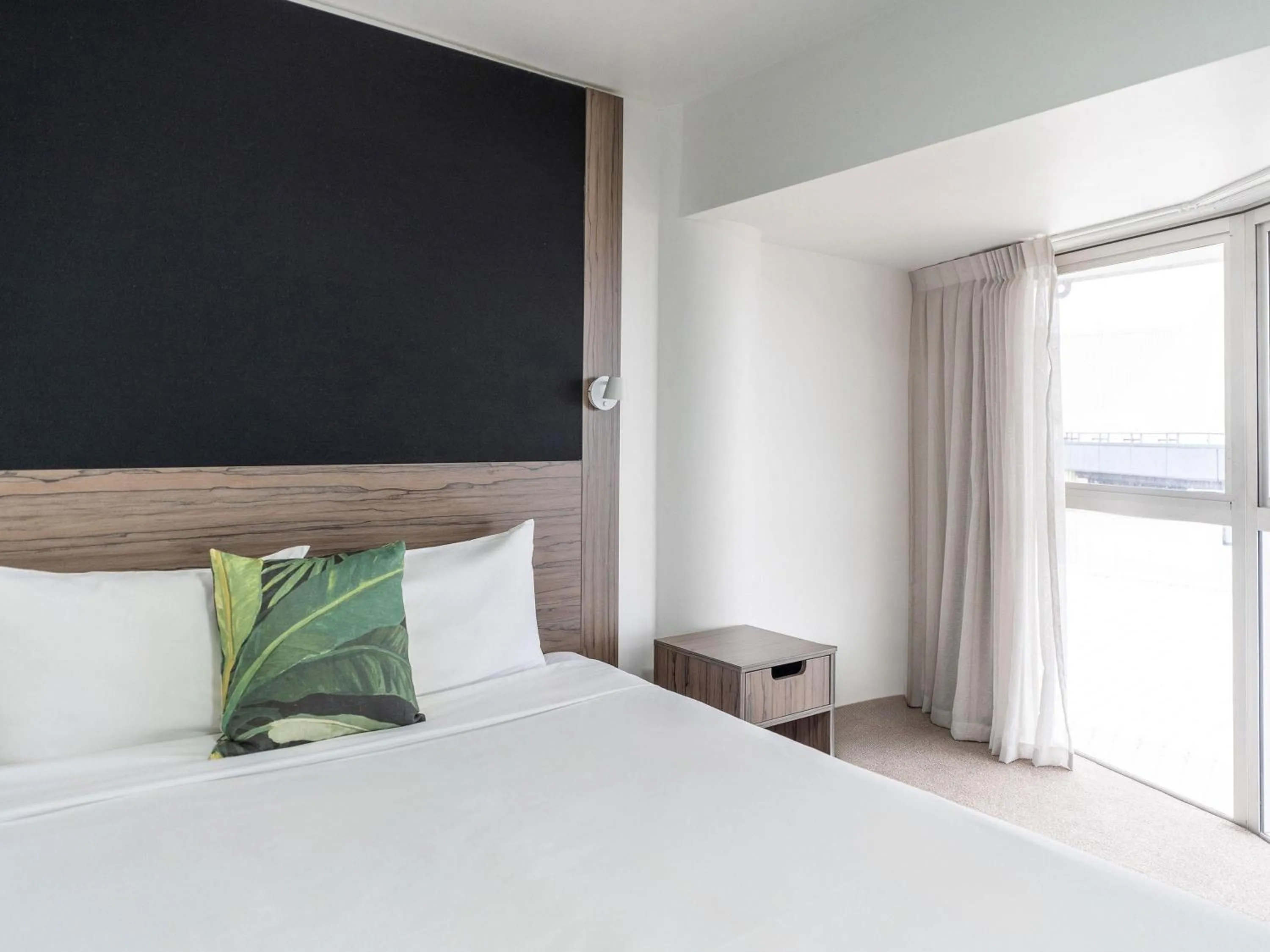 Apartment with Harbor View and Kitchenette in Mercure Wellington Central City Hotel and Apartments