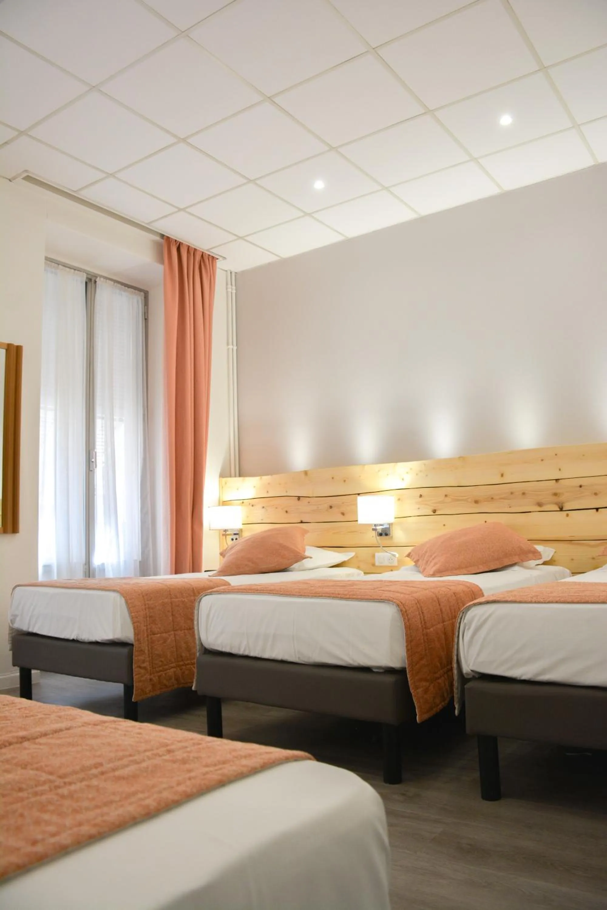 Quadruple Room in Hotel Busby