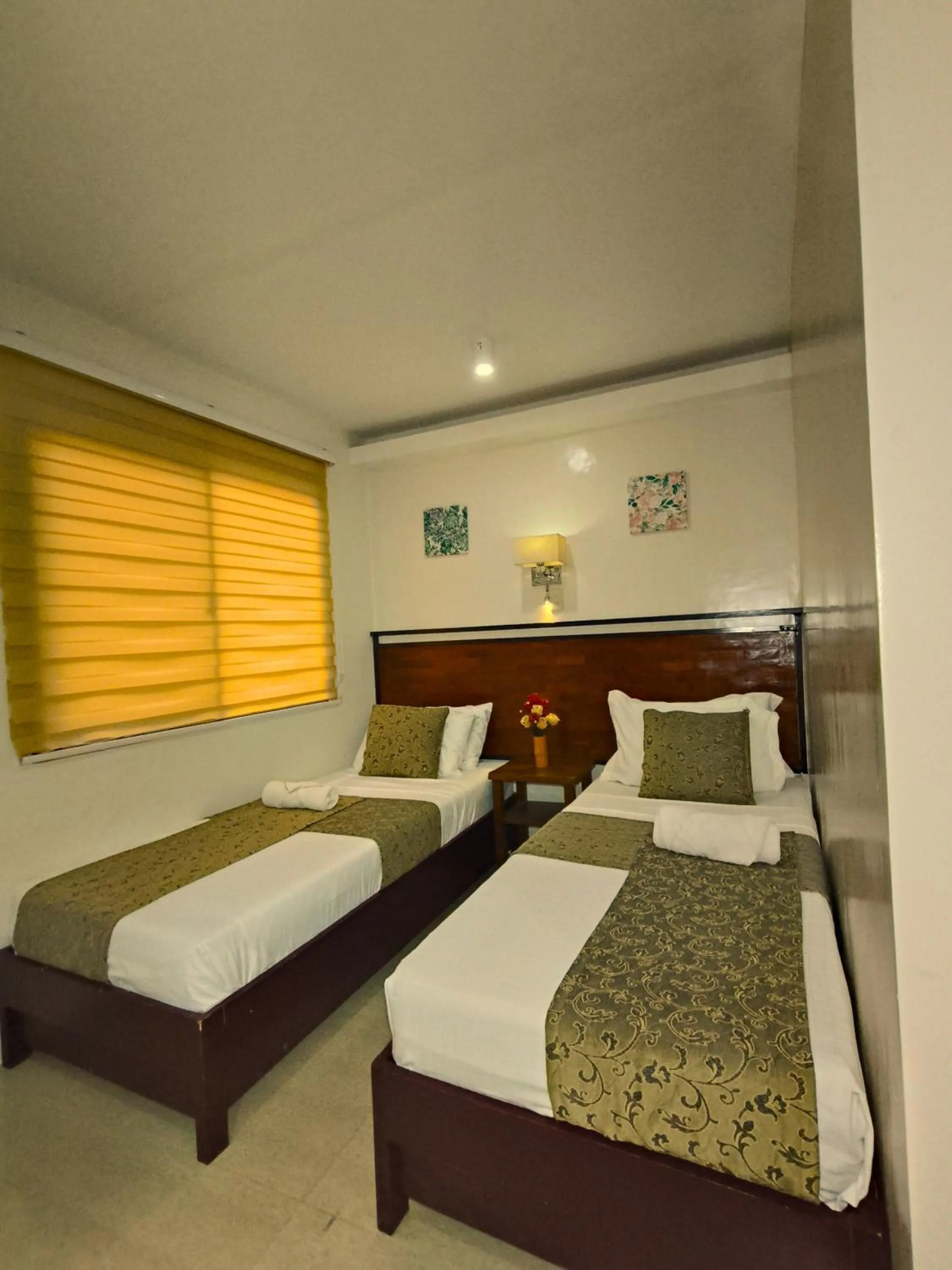 Standard Twin Room in Delle Suites