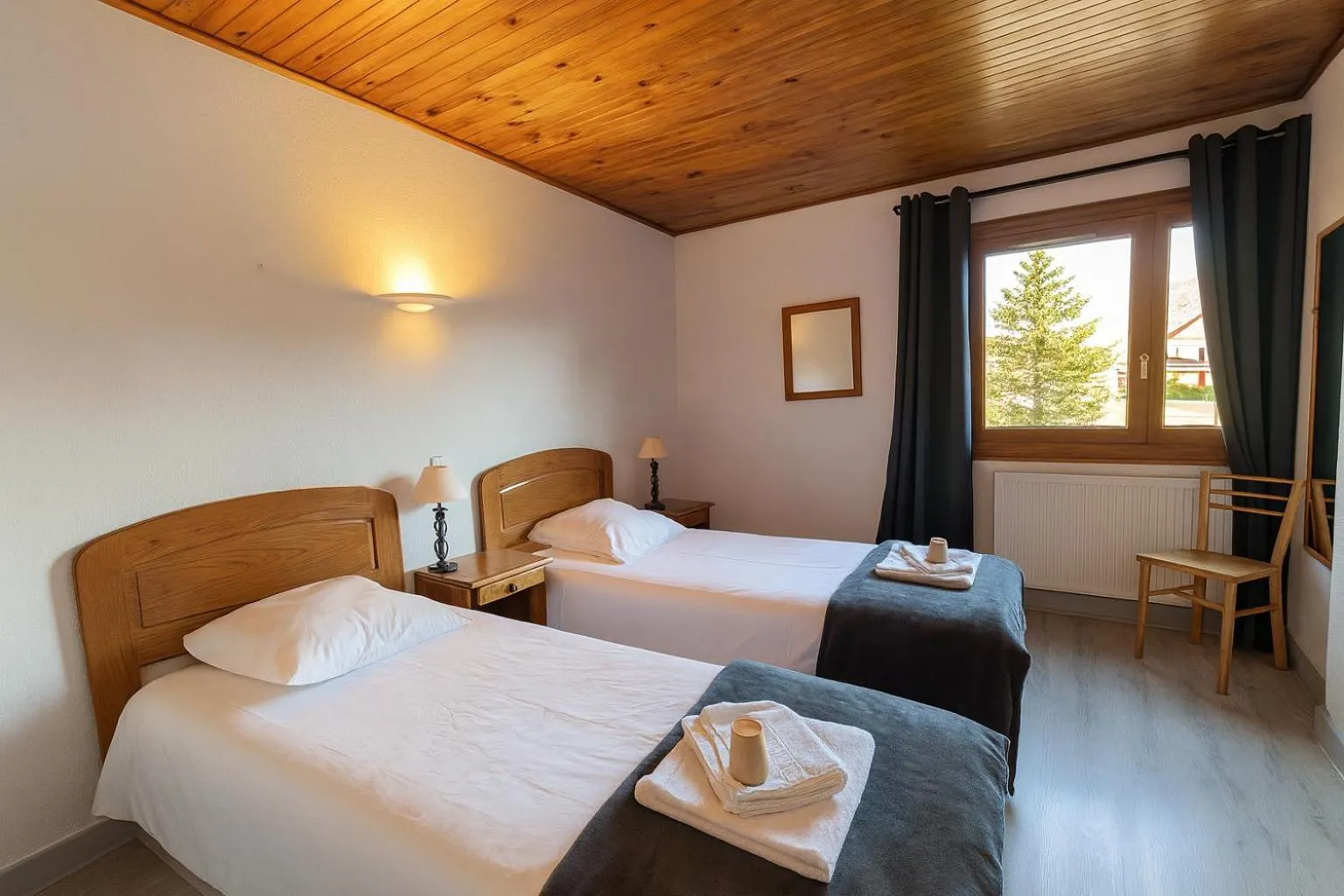 Economy Double Room in Logis Hôtels La Crémaillère