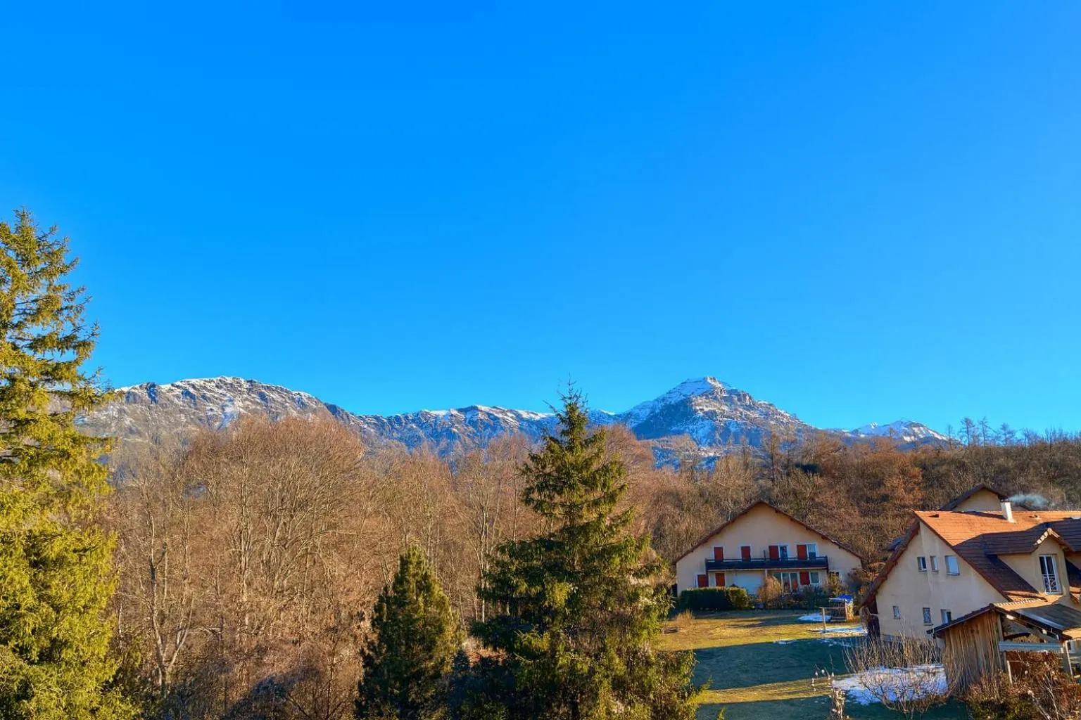 Budget Twin Room in Logis Hôtels La Crémaillère